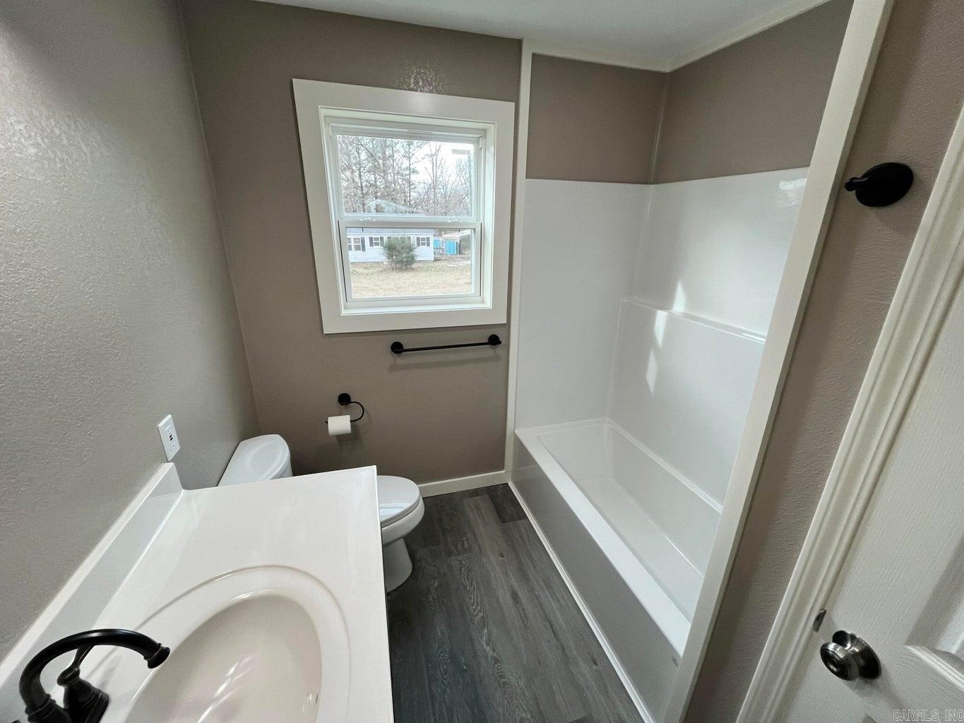 Photo 15 - Residential for sale – 110 W 7th   Newark, AR