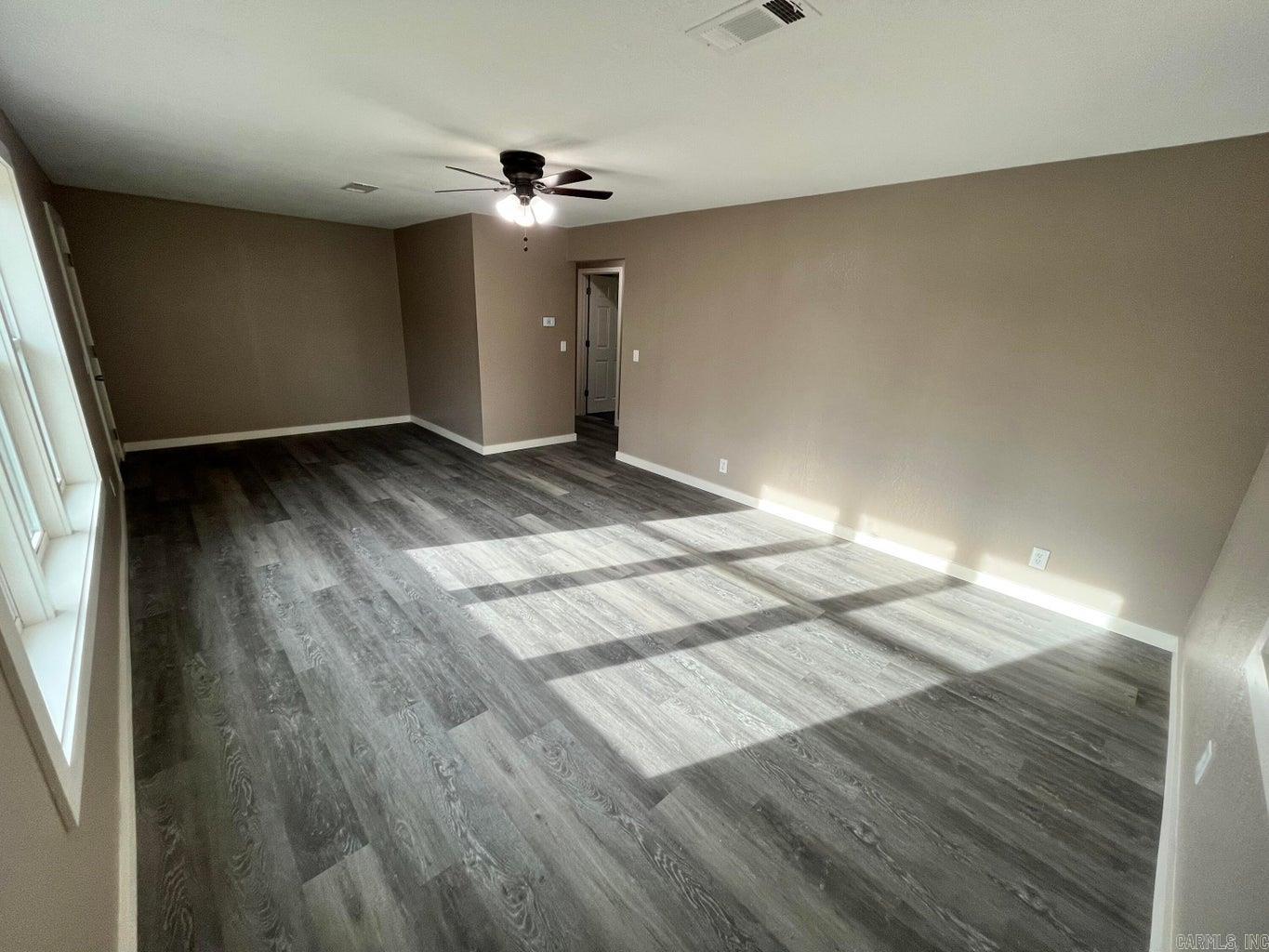 Photo 8 - Residential for sale – 110 W 7th   Newark, AR