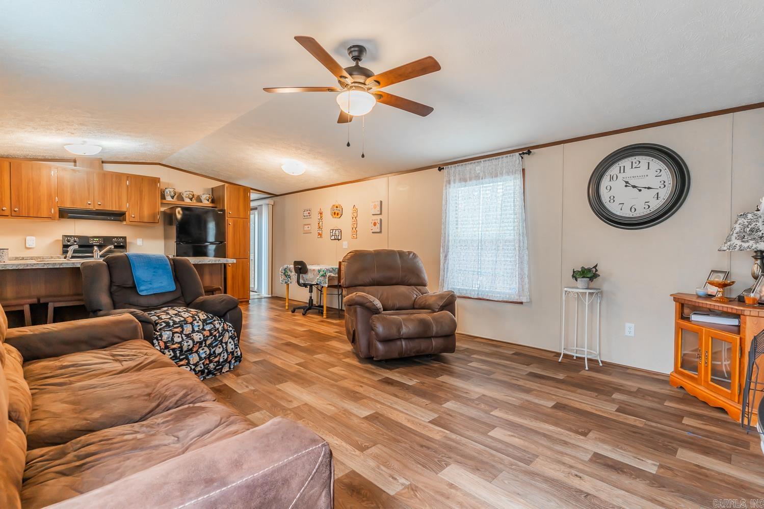 Photo 9 - Residential for sale – 27  Valley Heart Drive   Highland, AR