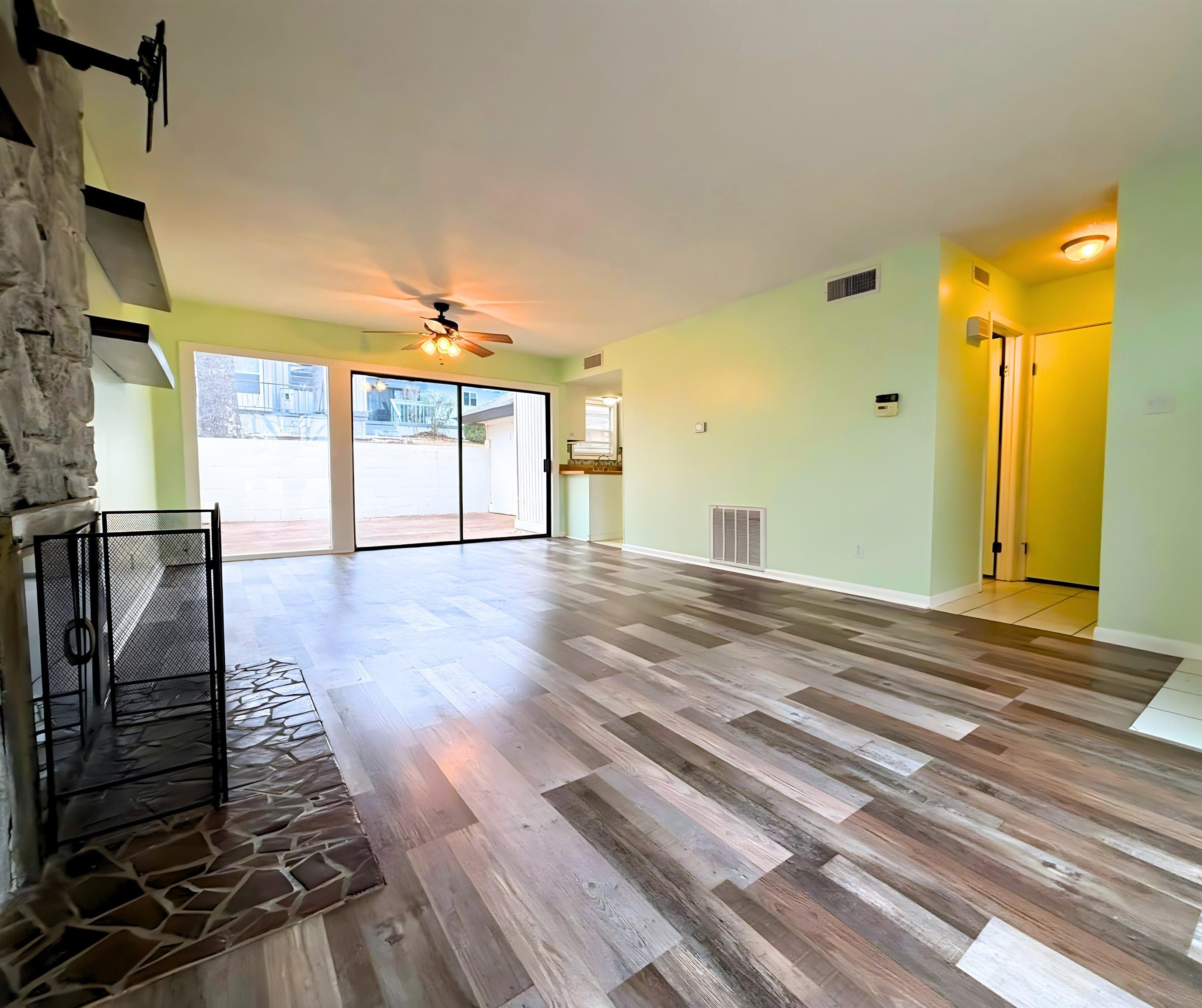 Photo 7 - Residential for sale – 15  Setting Sun   Cherokee Village, AR