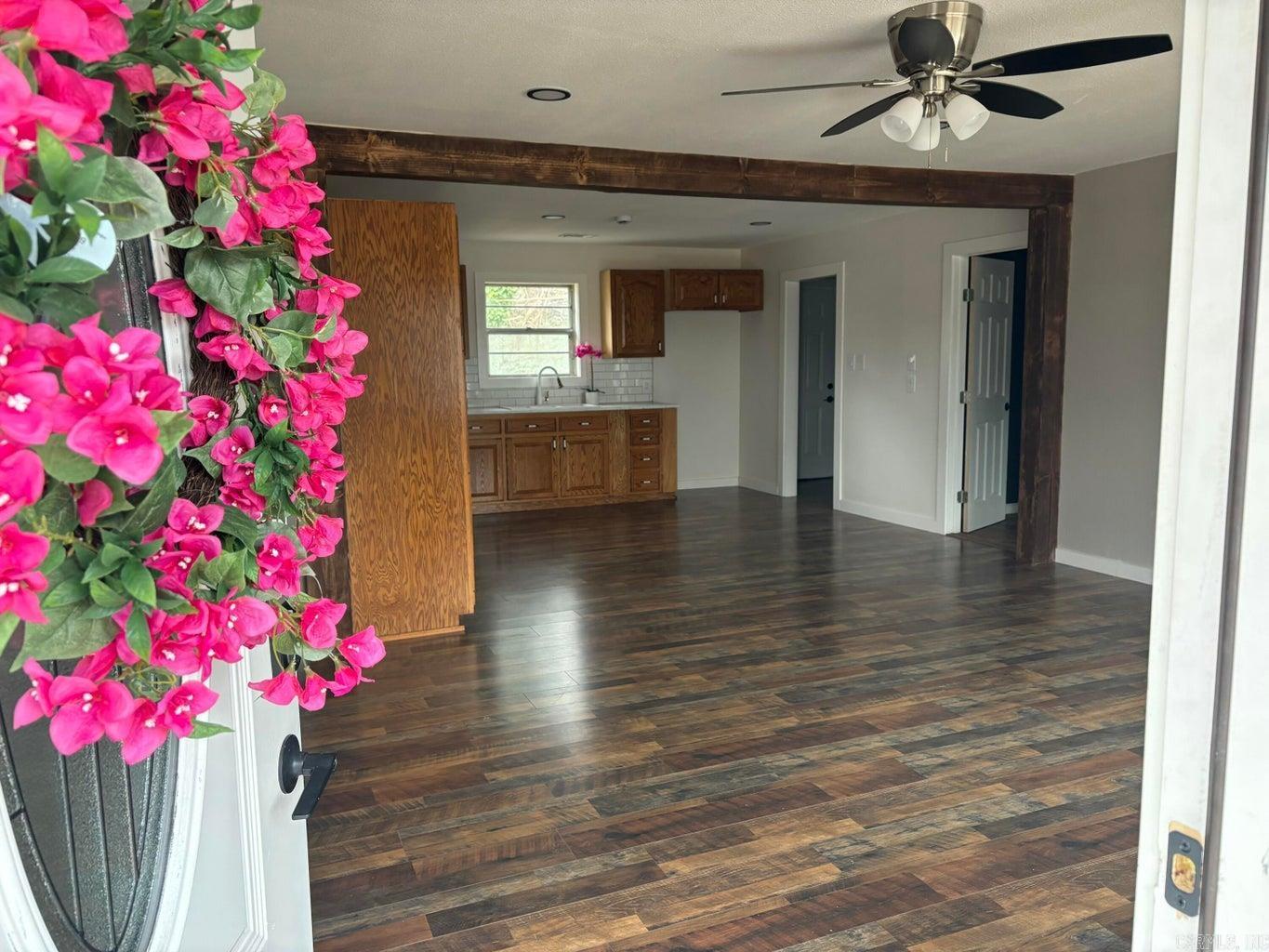 Photo 2 - Residential for sale – 685 S 9th   Batesville, AR