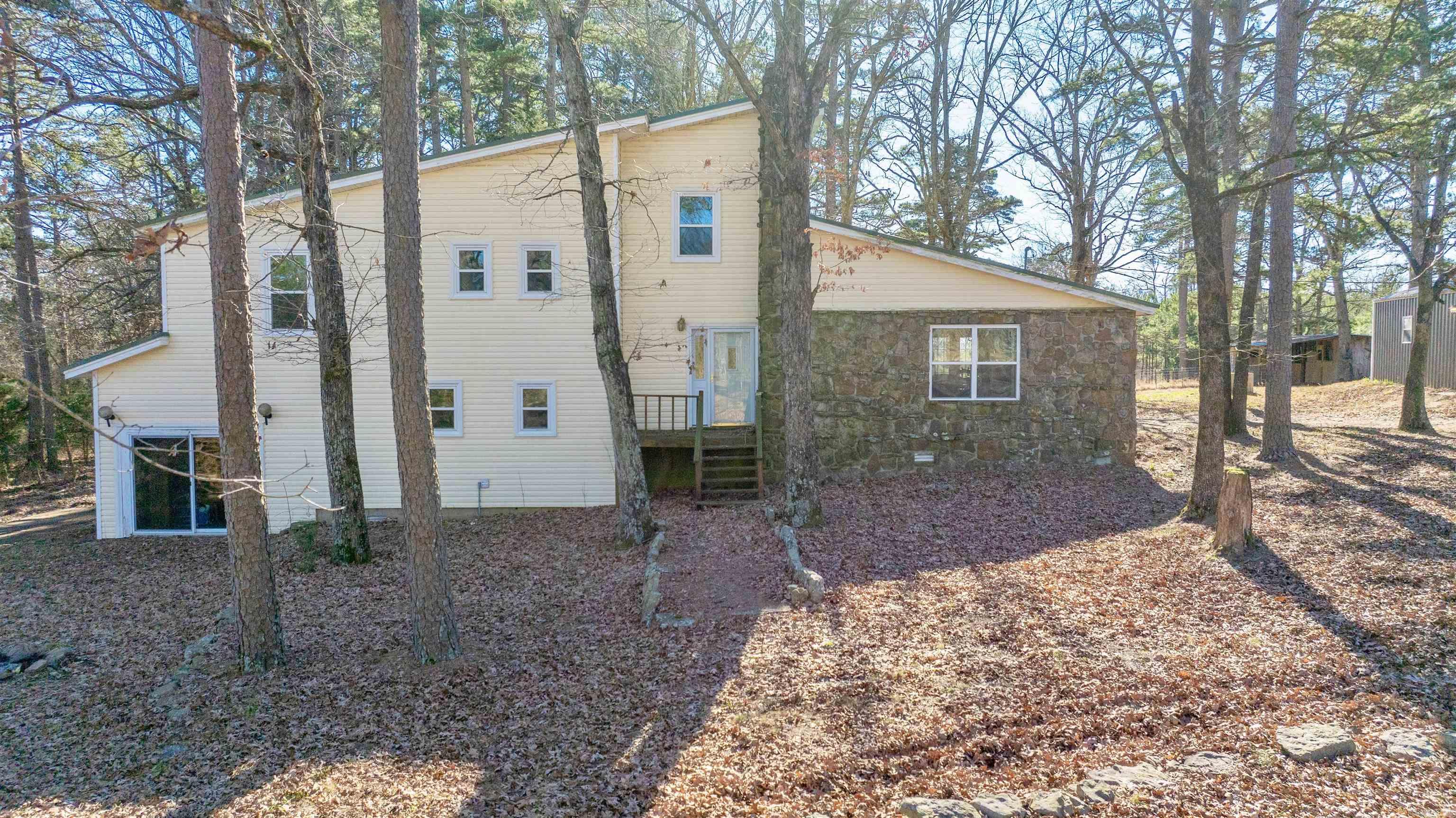 Photo 3 - Residential for sale – 150  Bugger Hollar   Batesville, AR