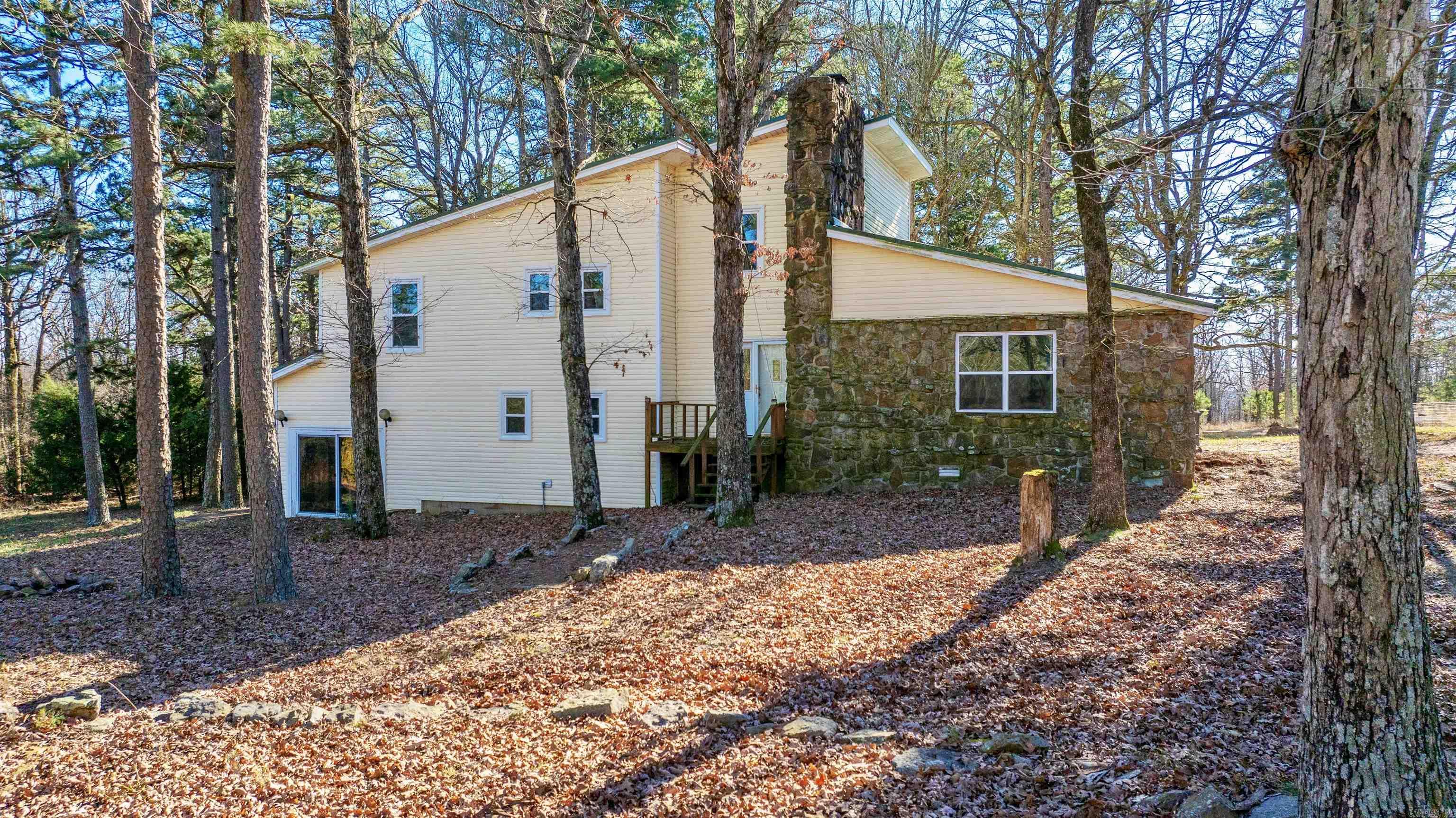 Photo 4 - Residential for sale – 150  Bugger Hollar   Batesville, AR