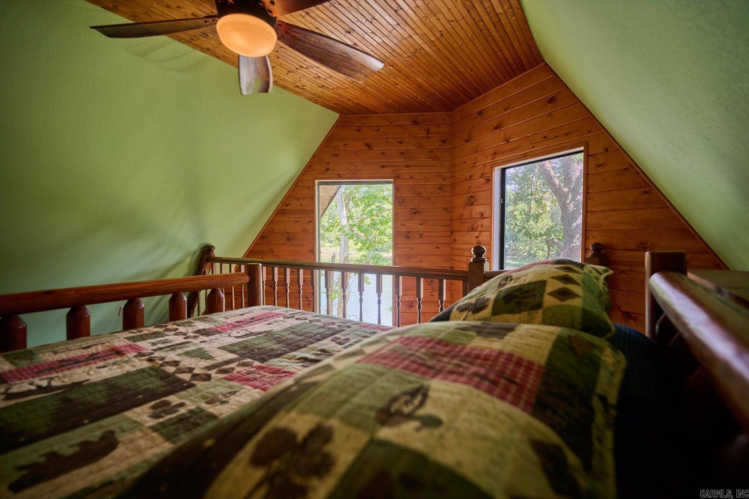 Photo 18 - Residential for sale – 1  Kiawnie Circle   Hardy, AR