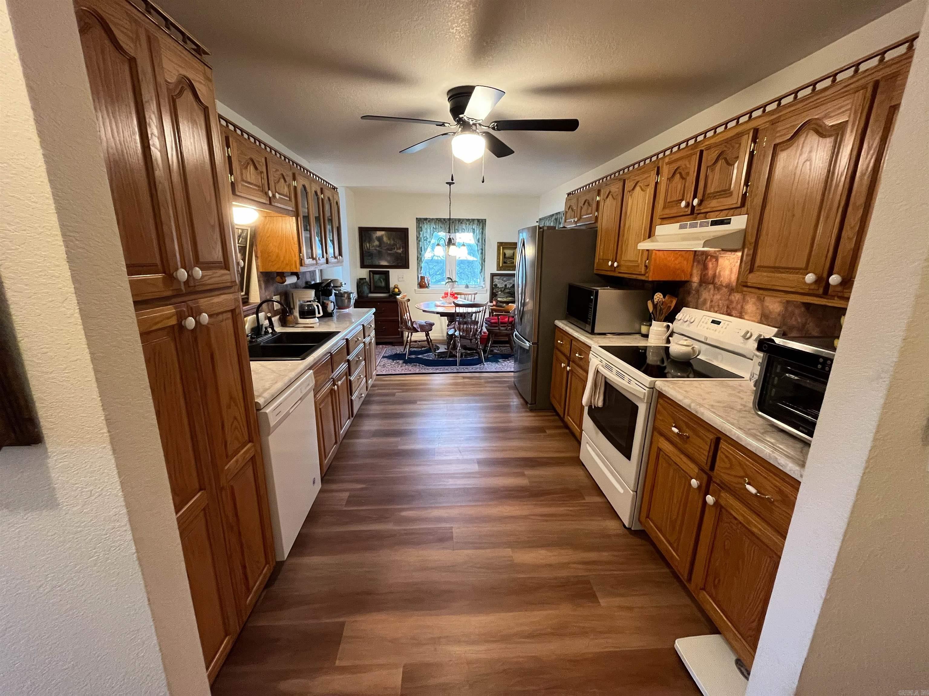 Photo 8 - Residential for sale – 460  Bethel   Mammoth Spring, AR