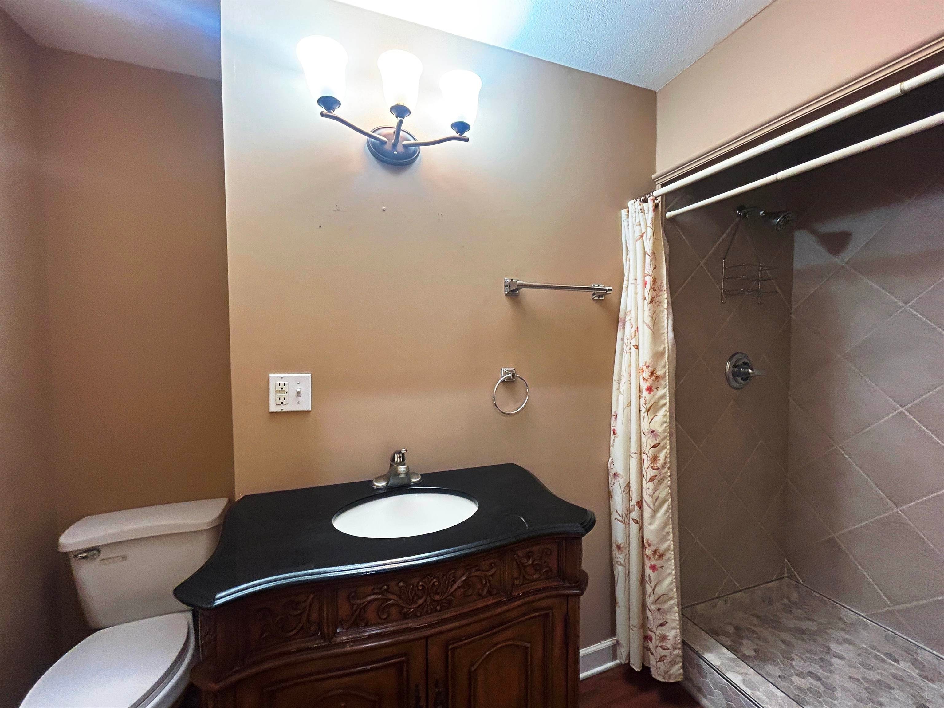 Photo 15 - Residential for sale – 86  Cherokee   Cherokee Village, AR