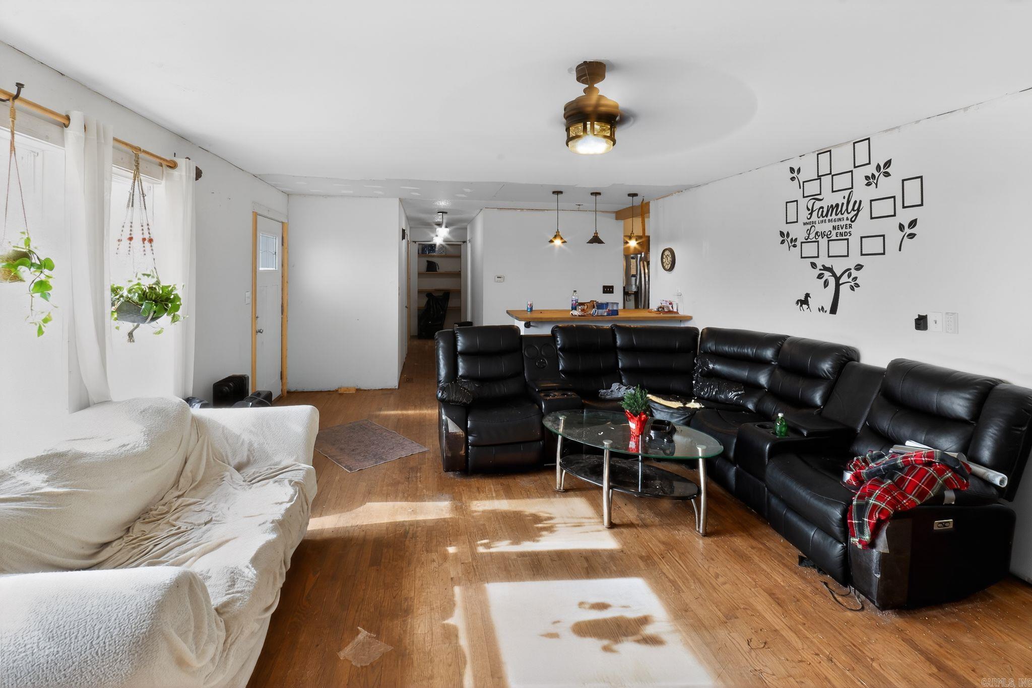 Photo 4 - Residential for sale – 901  Lynwood   Horseshoe Bend, AR