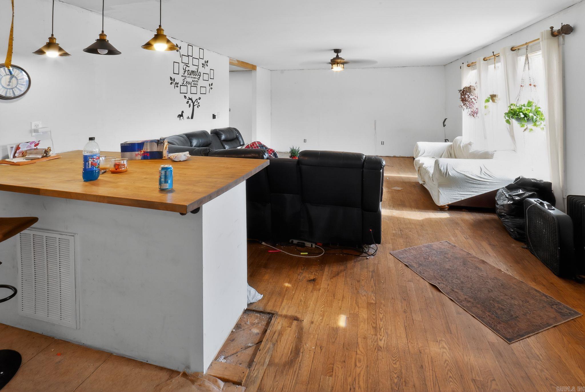 Photo 8 - Residential for sale – 901  Lynwood   Horseshoe Bend, AR