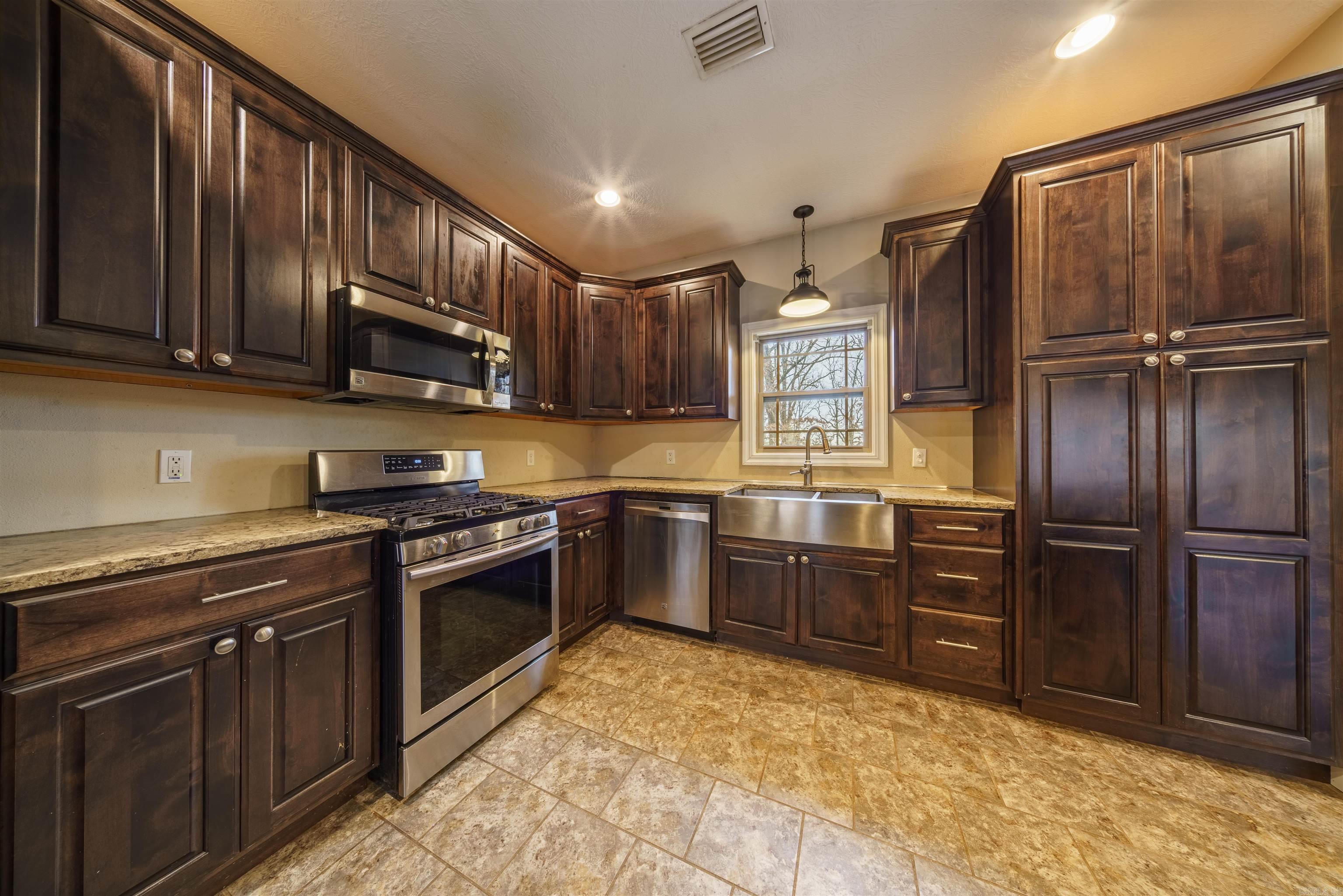 Photo 12 - Residential for sale – 4240  Newport   Rosie, AR