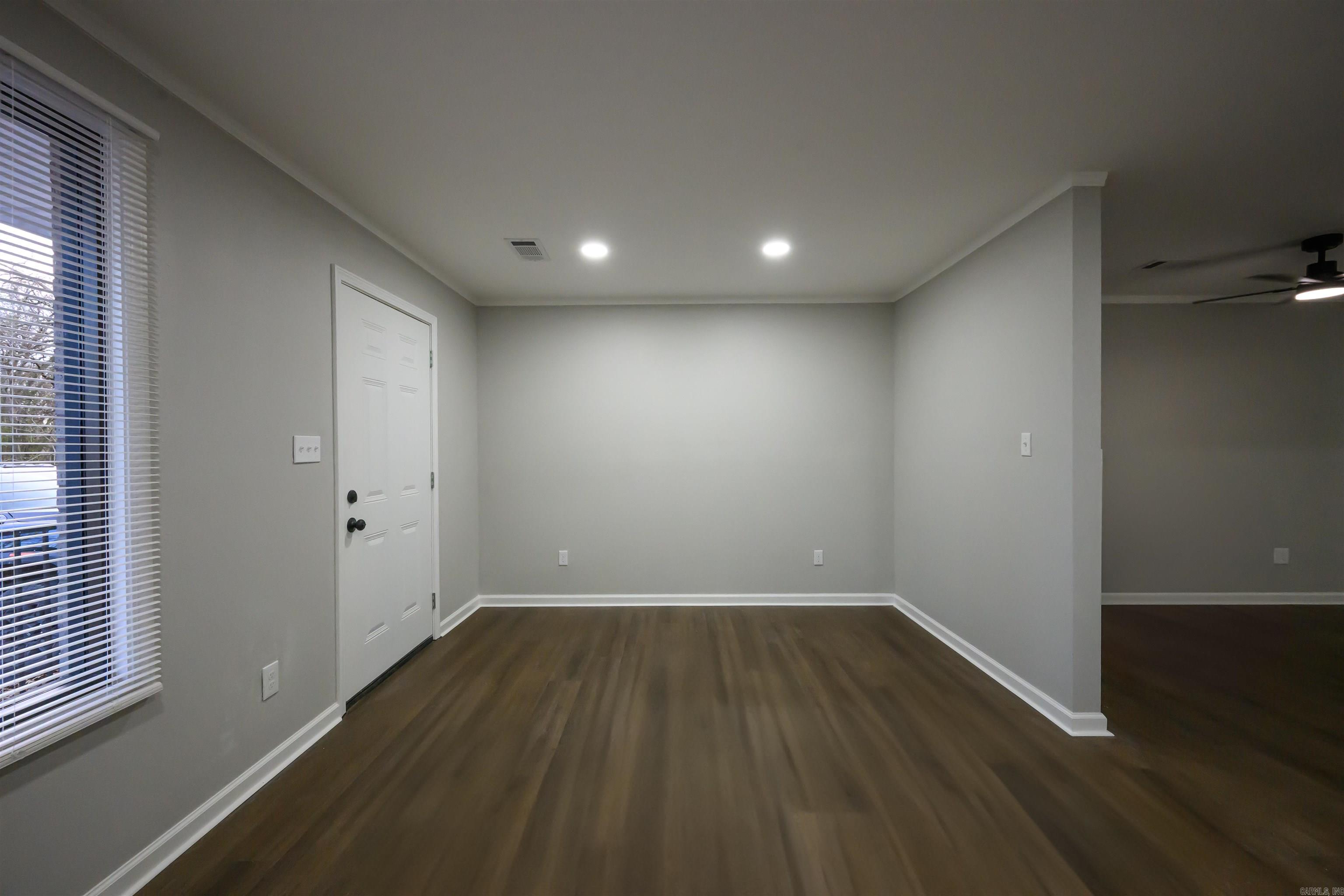 Photo 6 - Multi-Family for sale – 165 E Charles St.  875 Batesville, AR