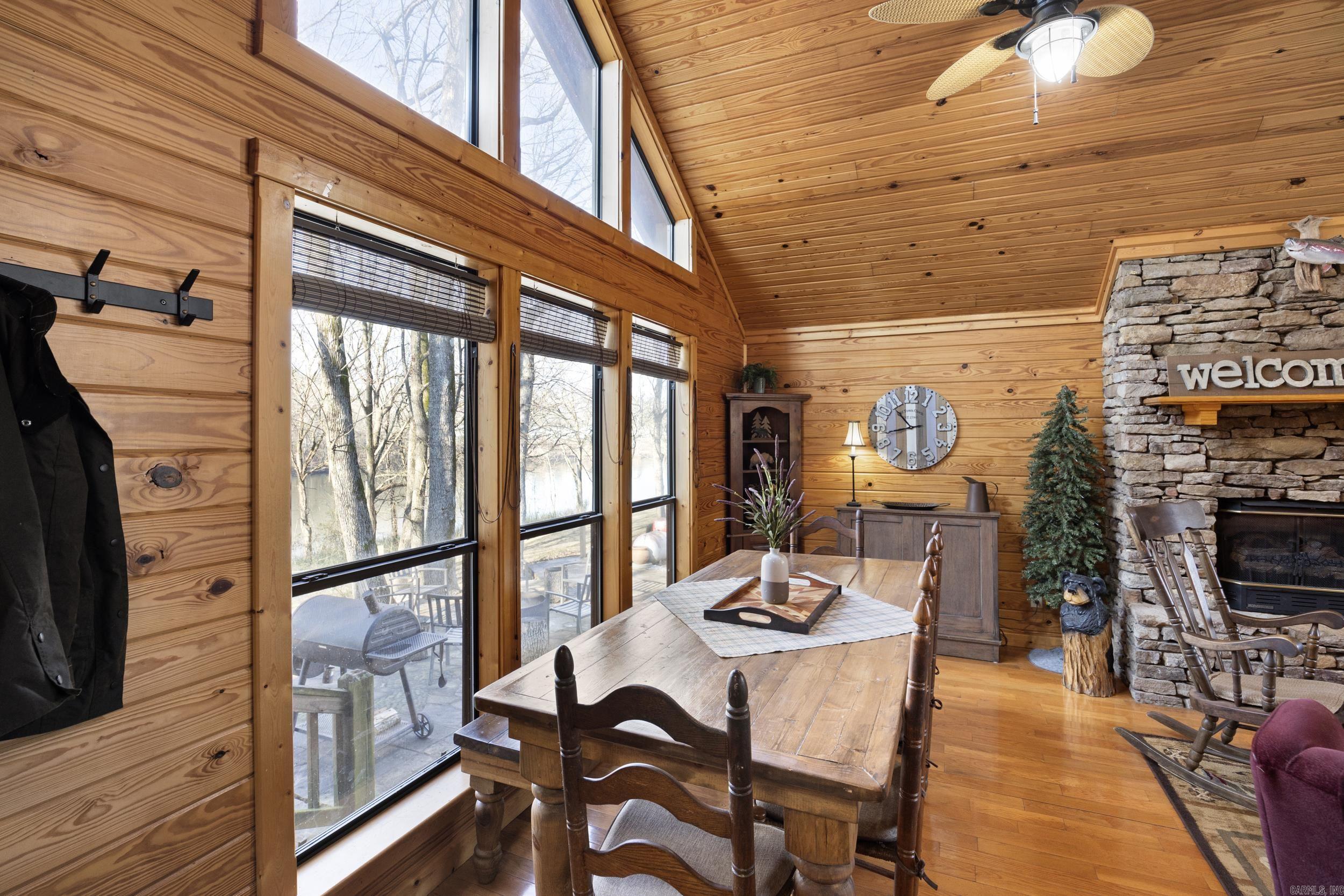 Photo 12 - Residential for sale – 228 S Riverview   Mountain View, AR