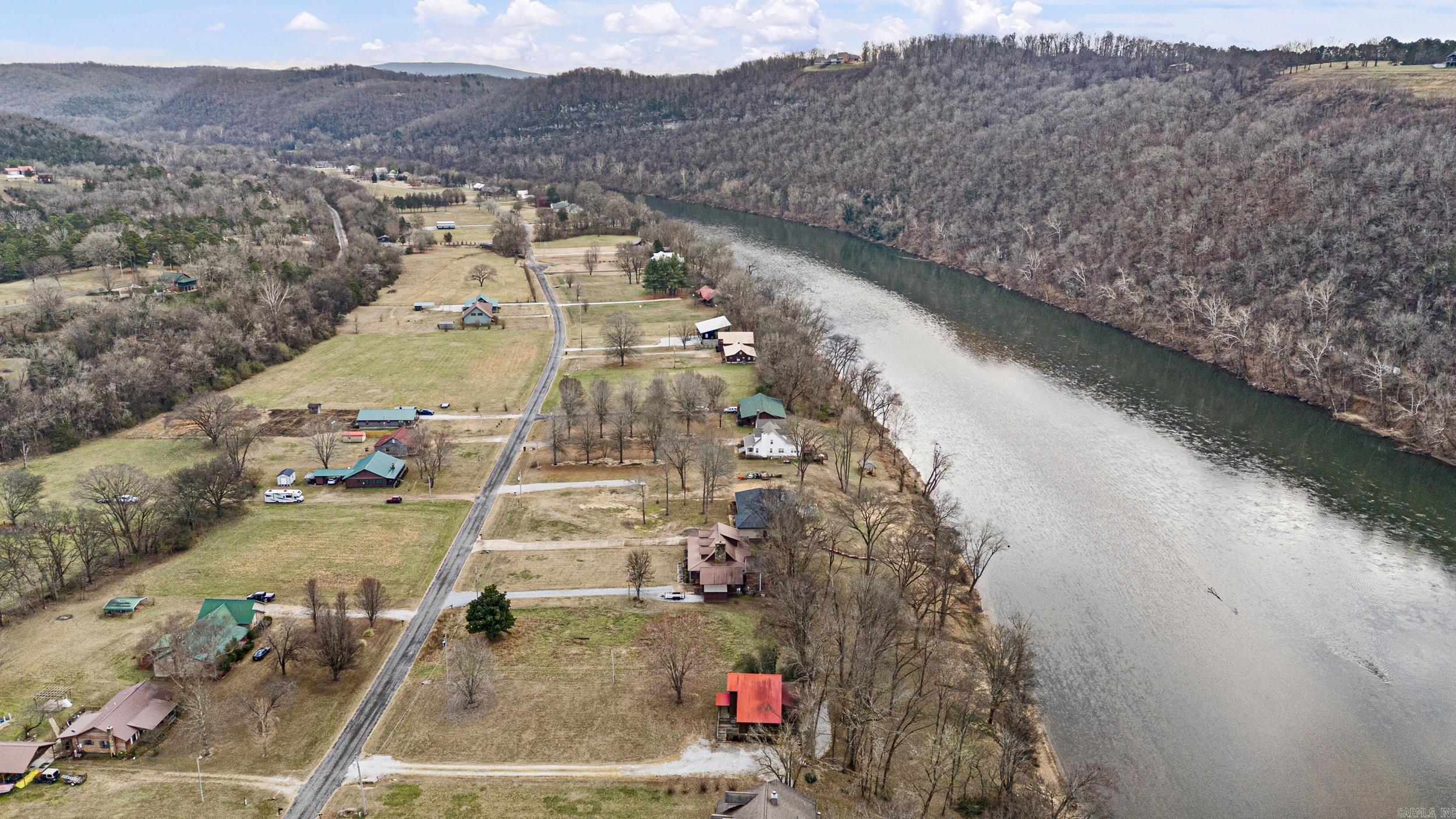 Photo 40 - Residential for sale – 228 S Riverview   Mountain View, AR