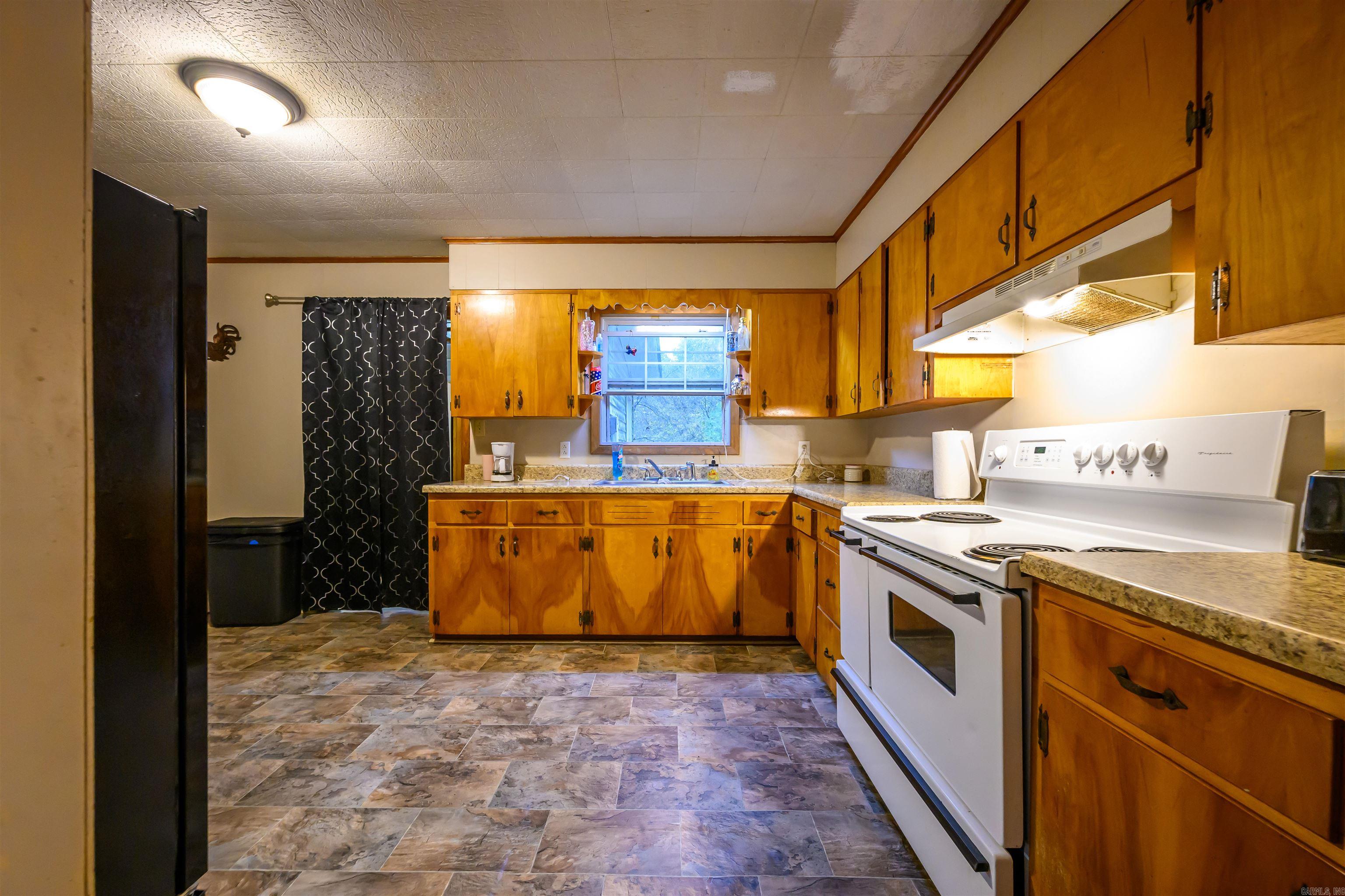 Photo 6 - Residential for sale – 2207  Evening Shade   Evening Shade, AR