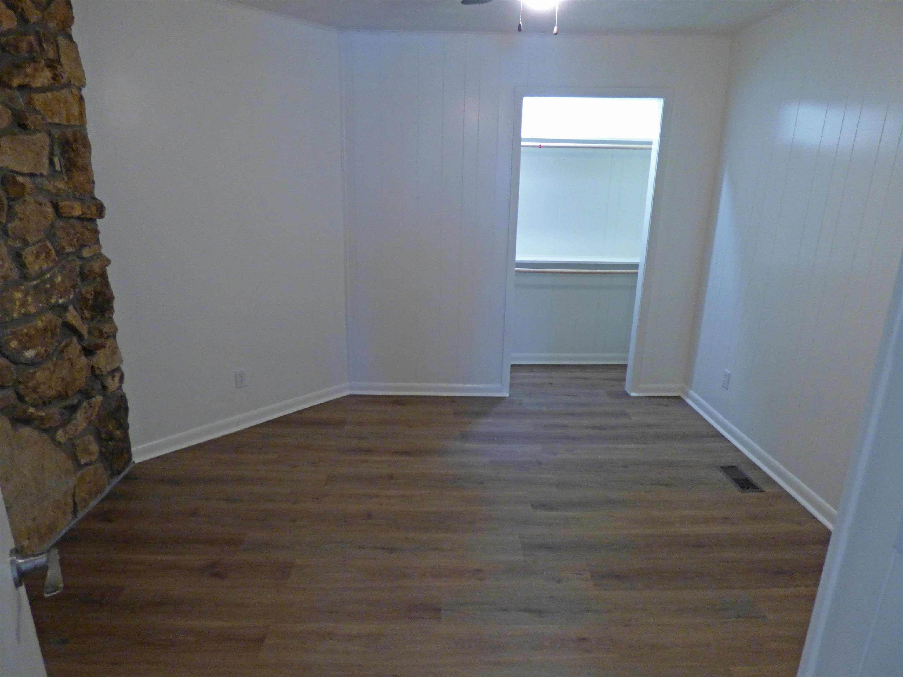 Photo 11 - Residential for sale – 259  Okmulgee   Cherokee Village, AR