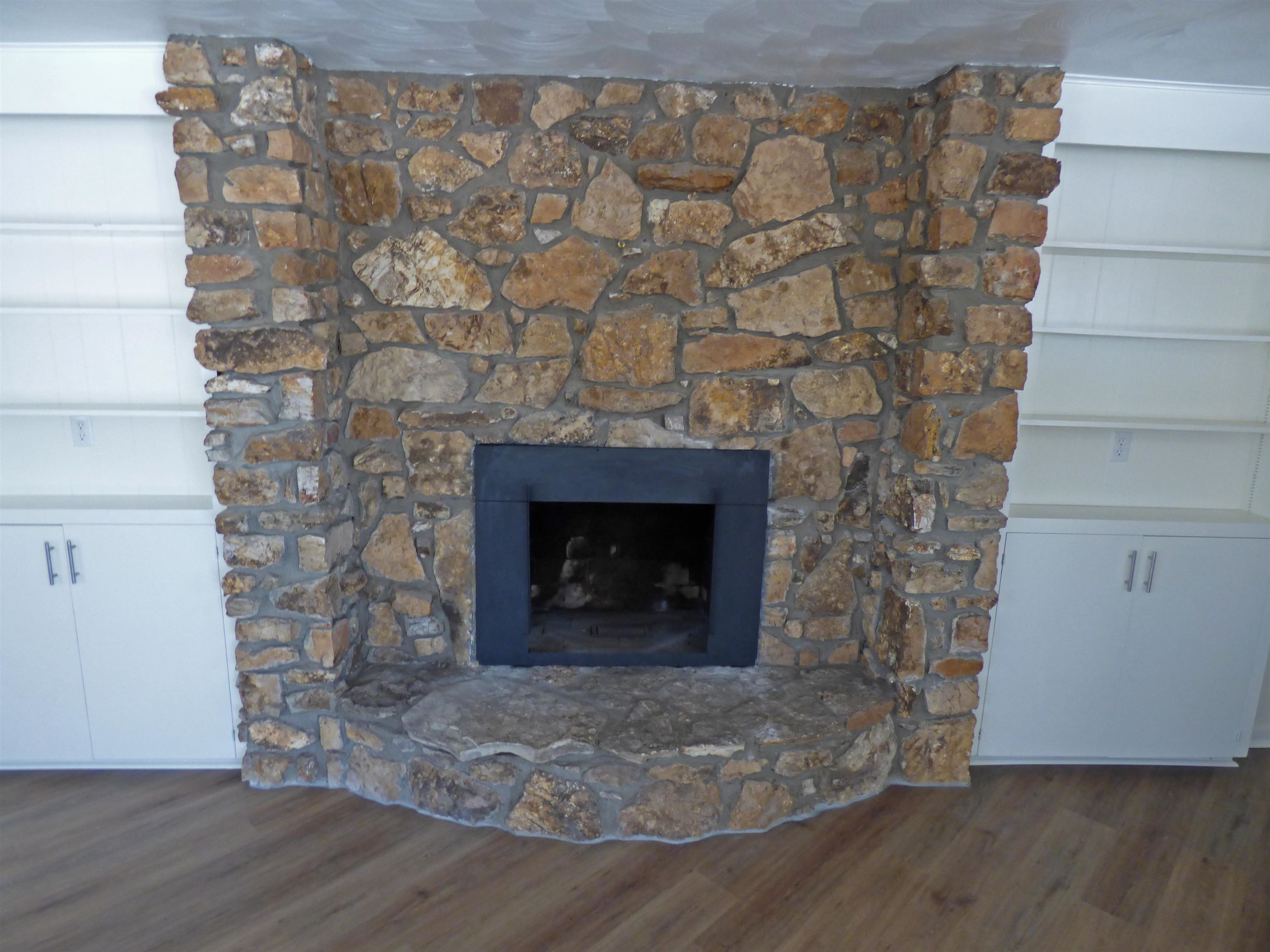 Photo 3 - Residential for sale – 259  Okmulgee   Cherokee Village, AR