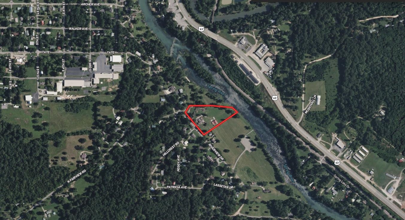 Photo 2 - Residential for sale – 382  Riverview Drive   Mammoth Spring, AR