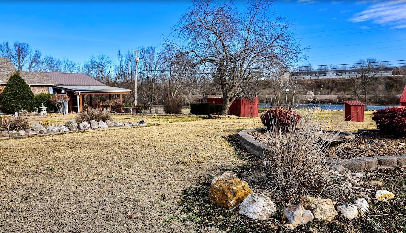 Photo 9 - Residential for sale – 382  Riverview Drive   Mammoth Spring, AR