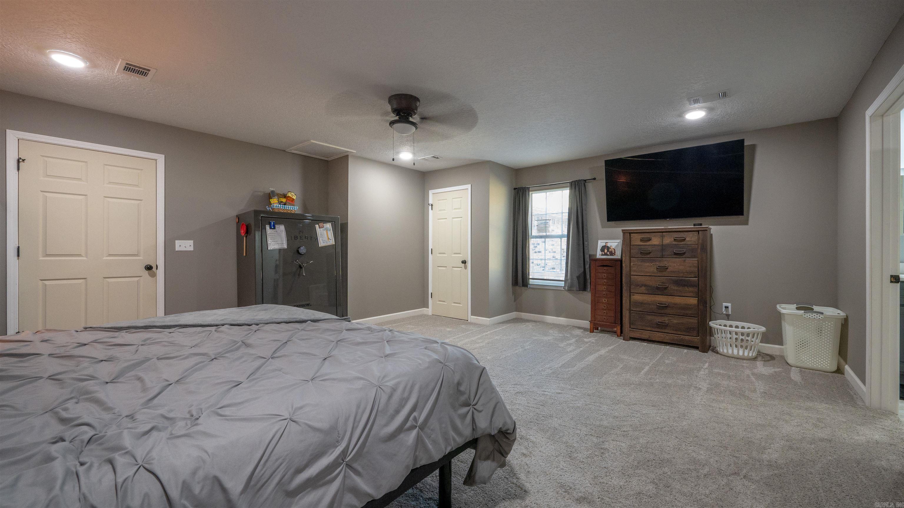 Photo 11 - Residential for sale – 7  Melissa   Batesville, AR