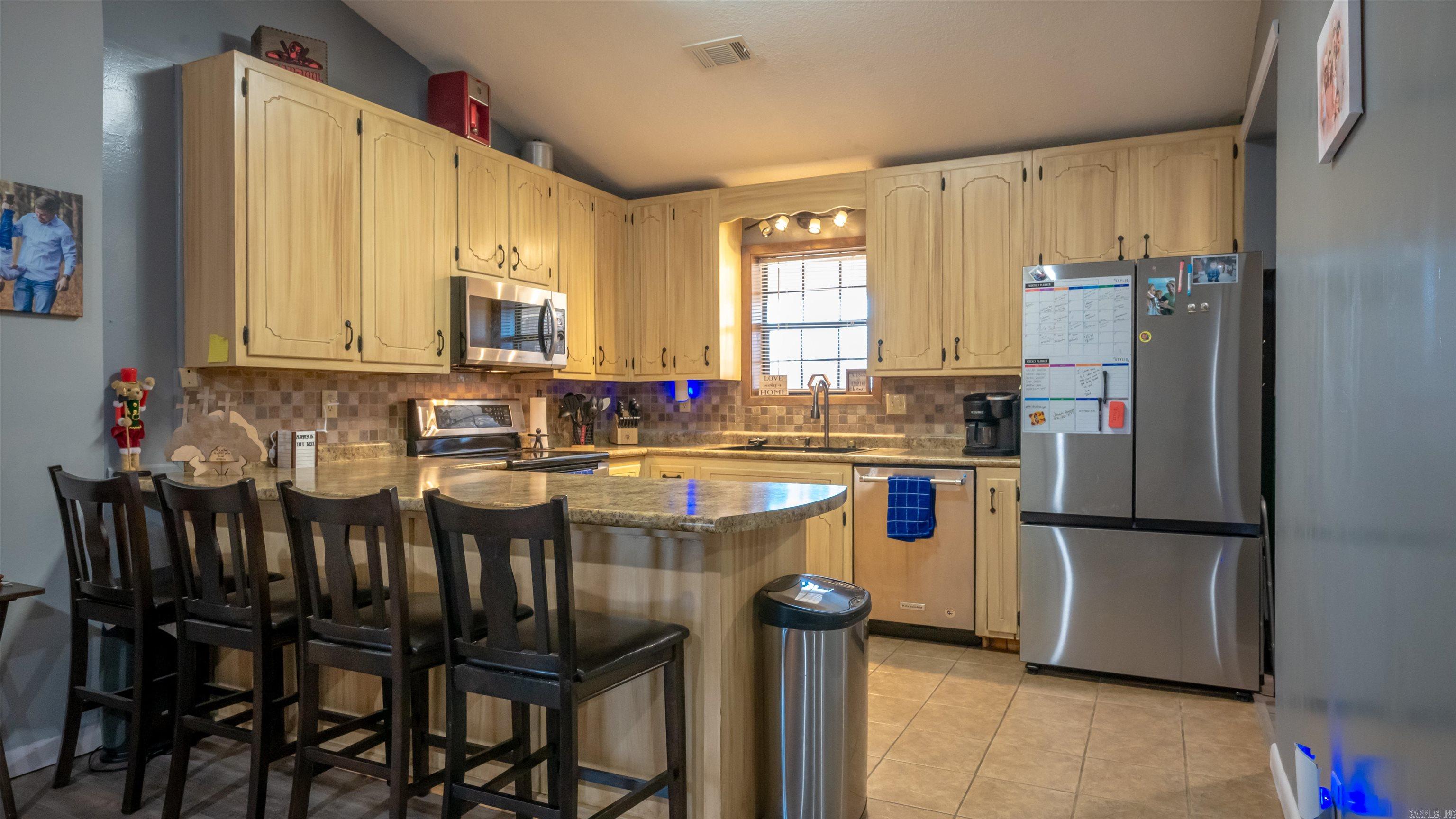 Photo 5 - Residential for sale – 7  Melissa   Batesville, AR