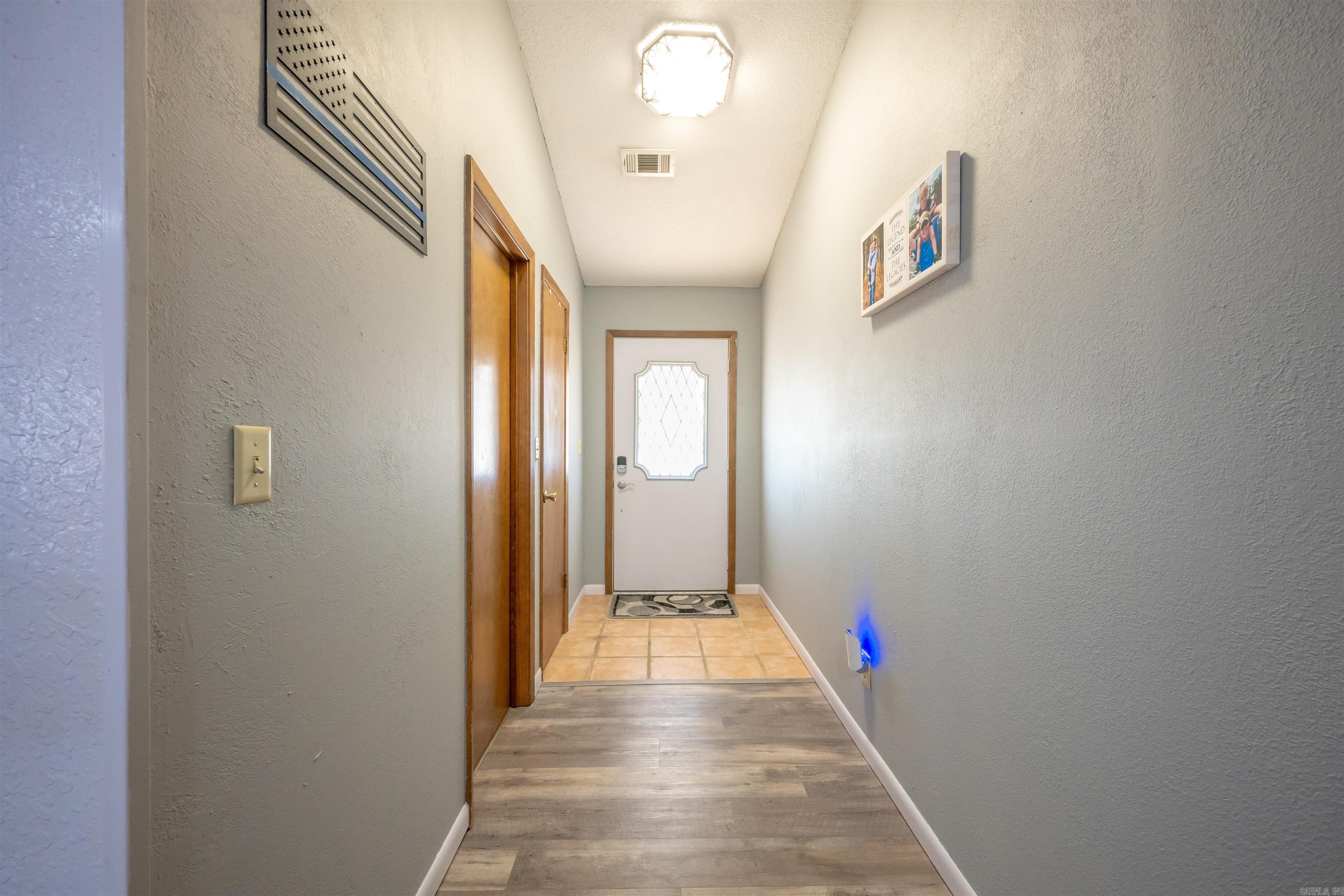 Photo 10 - Residential for sale – 7  Melissa   Batesville, AR