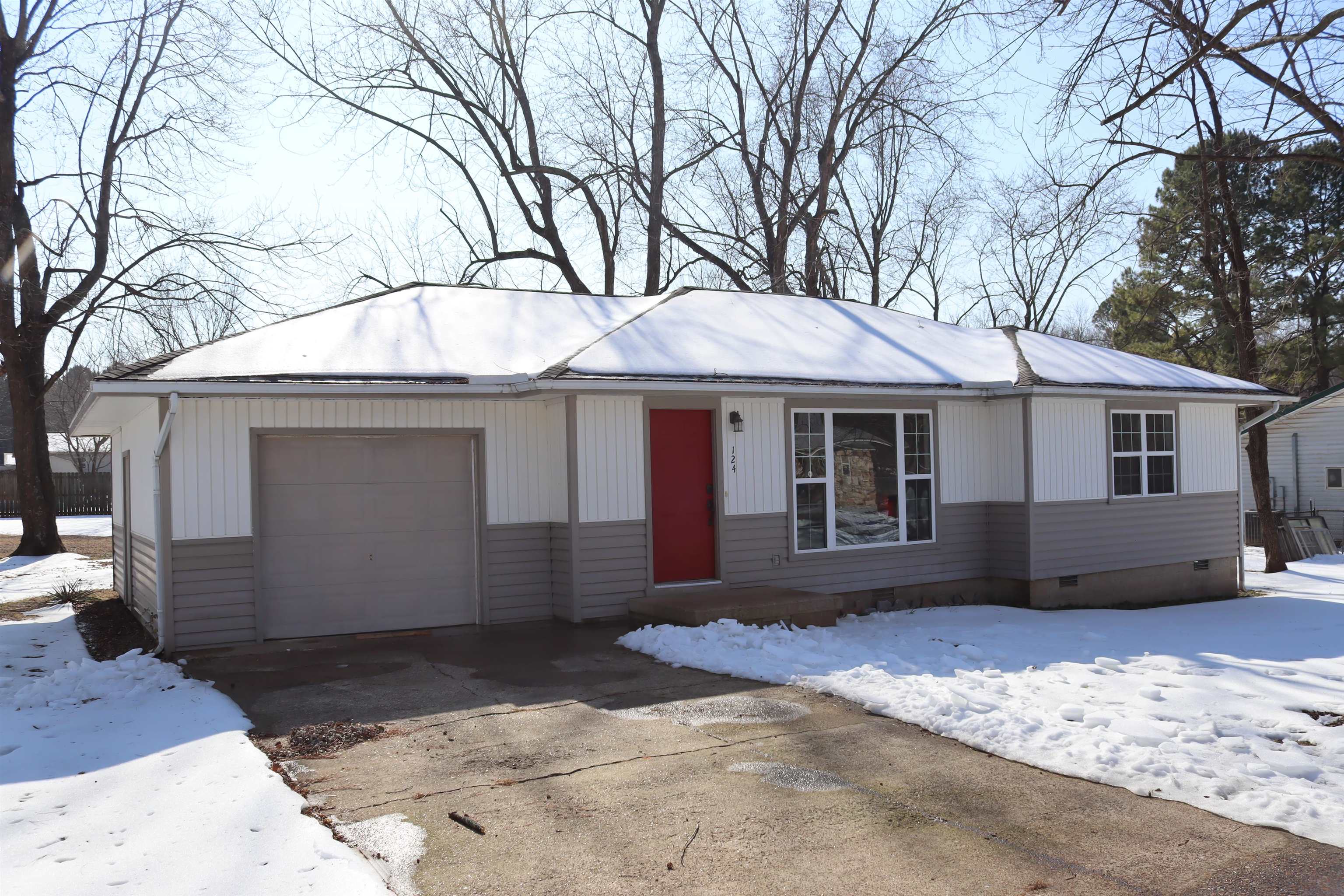 Residential for sale – 124  Miller Lane   Melbourne, AR