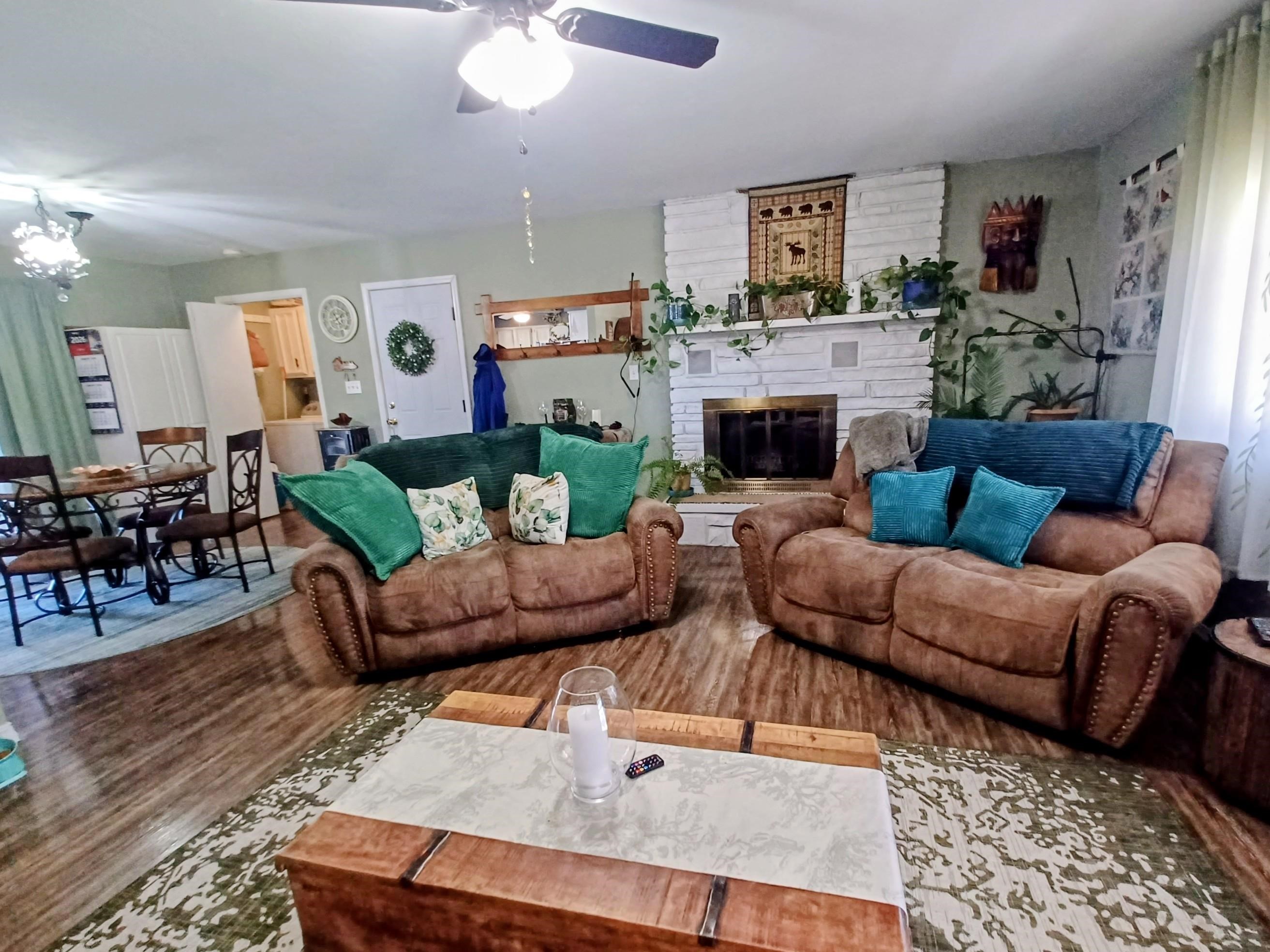 Photo 2 - Residential for sale – 1322  Hummingbird   Horseshoe Bend, AR