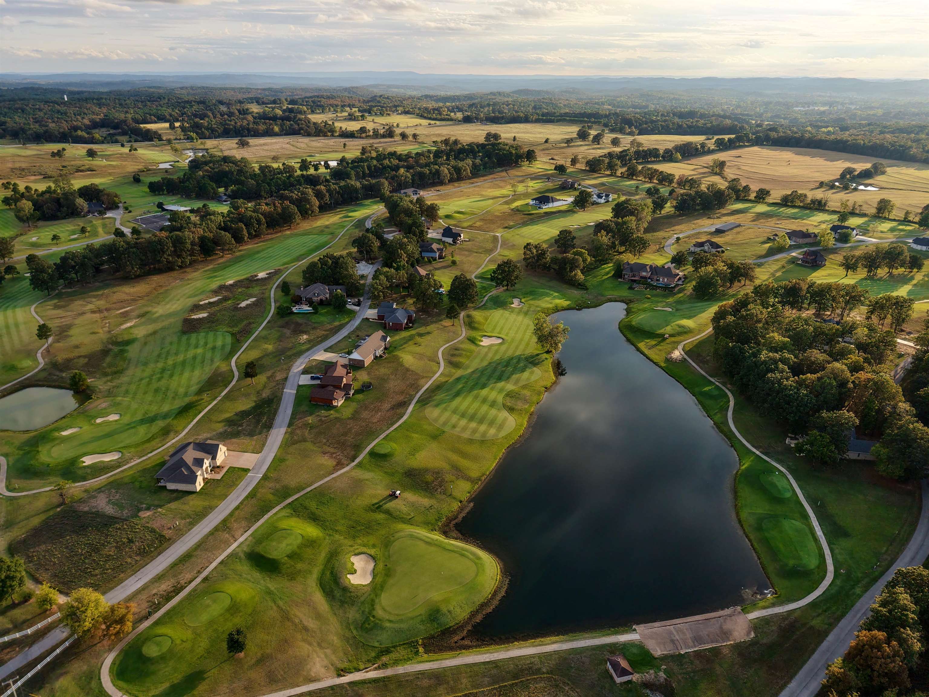 Photo 17 - Residential for sale – 400  Firethorn Augusta Building Unit 4  Melbourne, AR