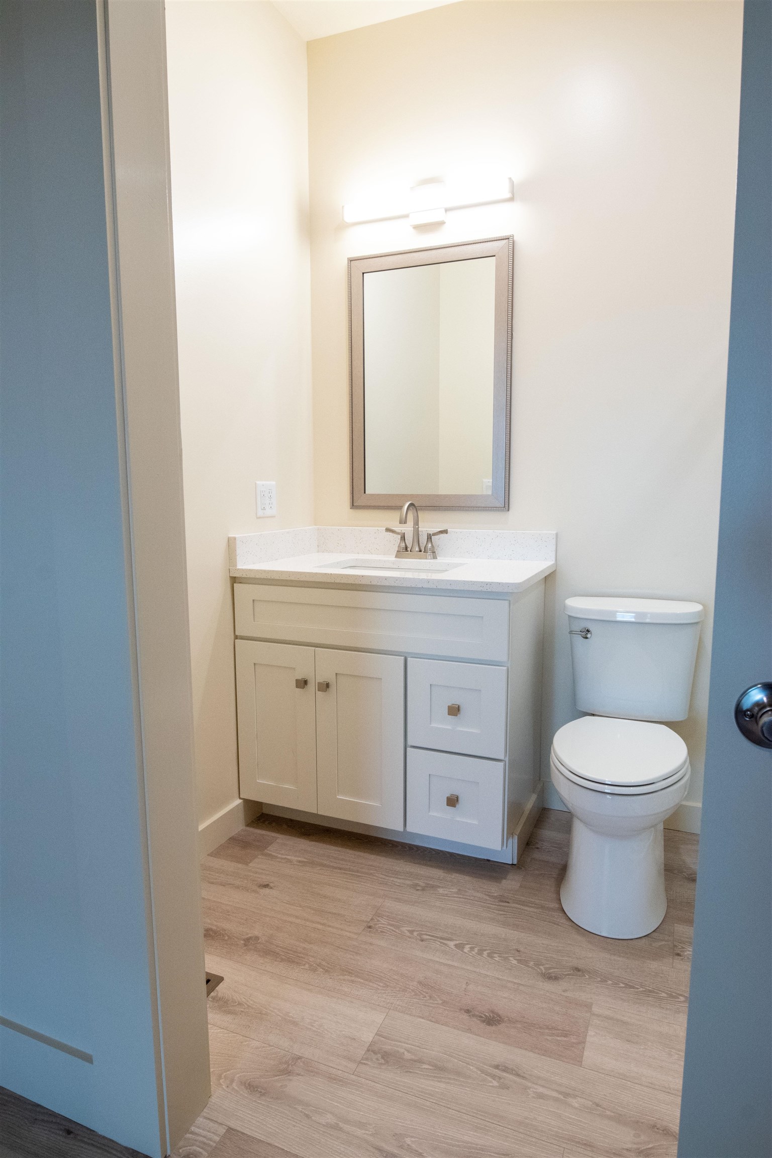 Photo 18 - Residential for sale – 400  Firethorn Augusta Building Unit 3  Melbourne, AR