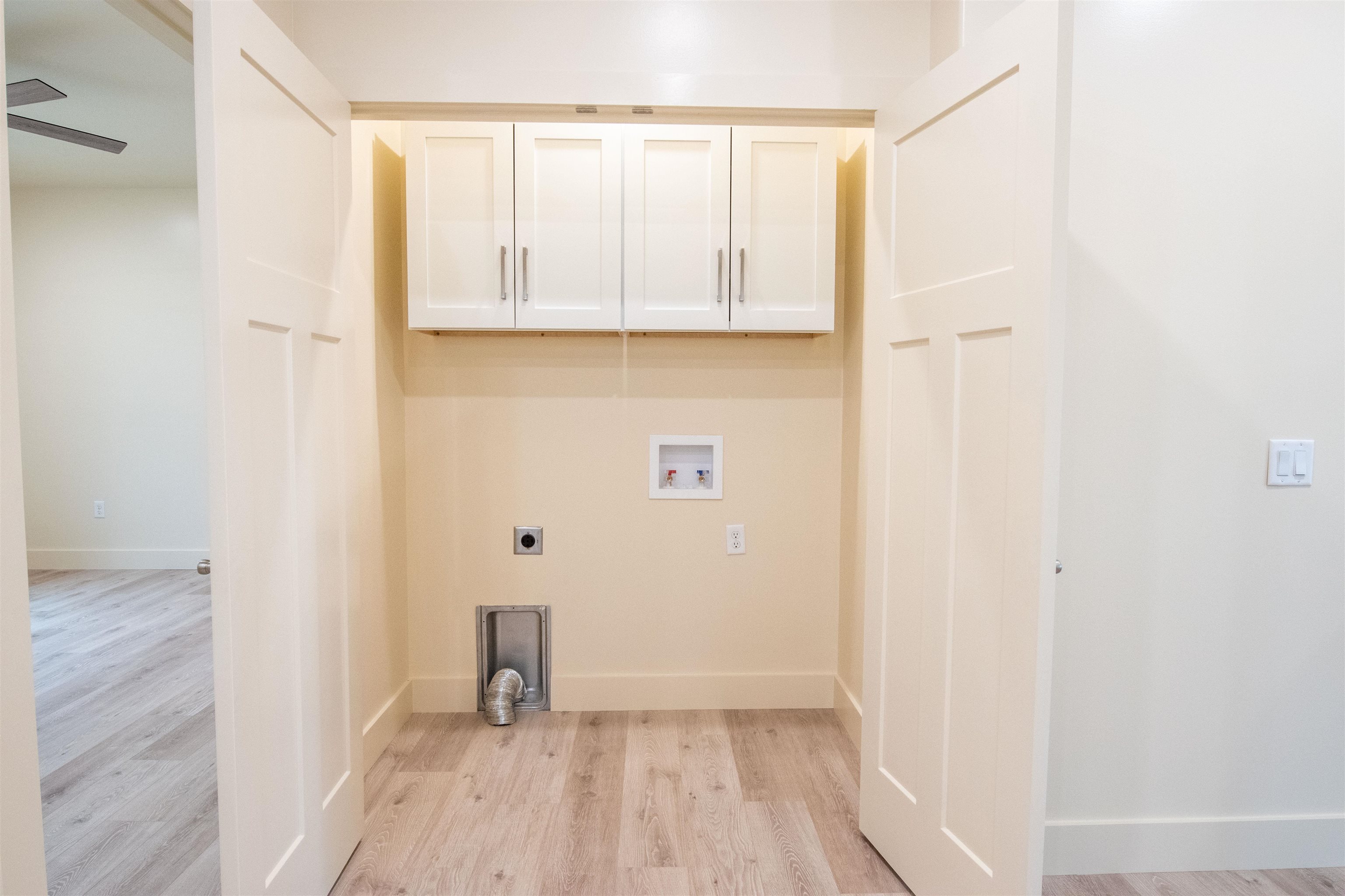 Photo 8 - Residential for sale – 400  Firethorn Augusta Building Unit 3  Melbourne, AR