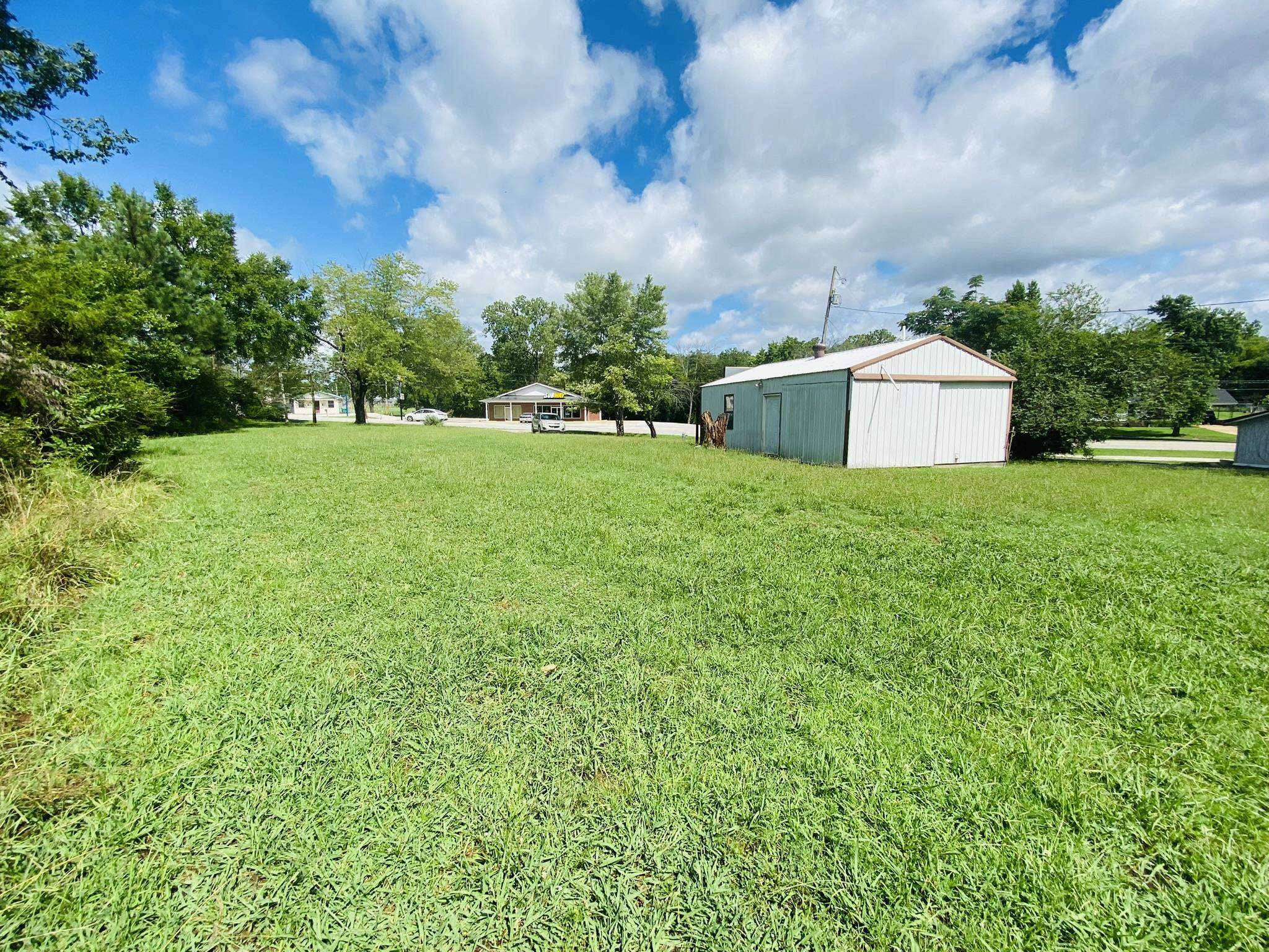 Photo 9 - Commercial / Industrial for sale – 823  Highway 56   Calico Rock, AR