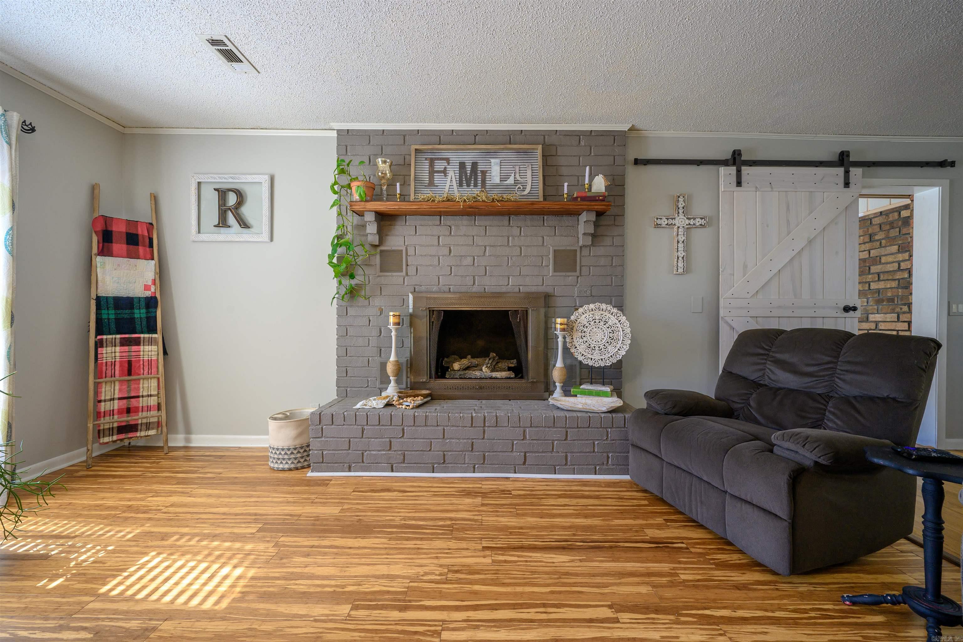 Photo 3 - Residential for sale – 89  Linda   Batesville, AR