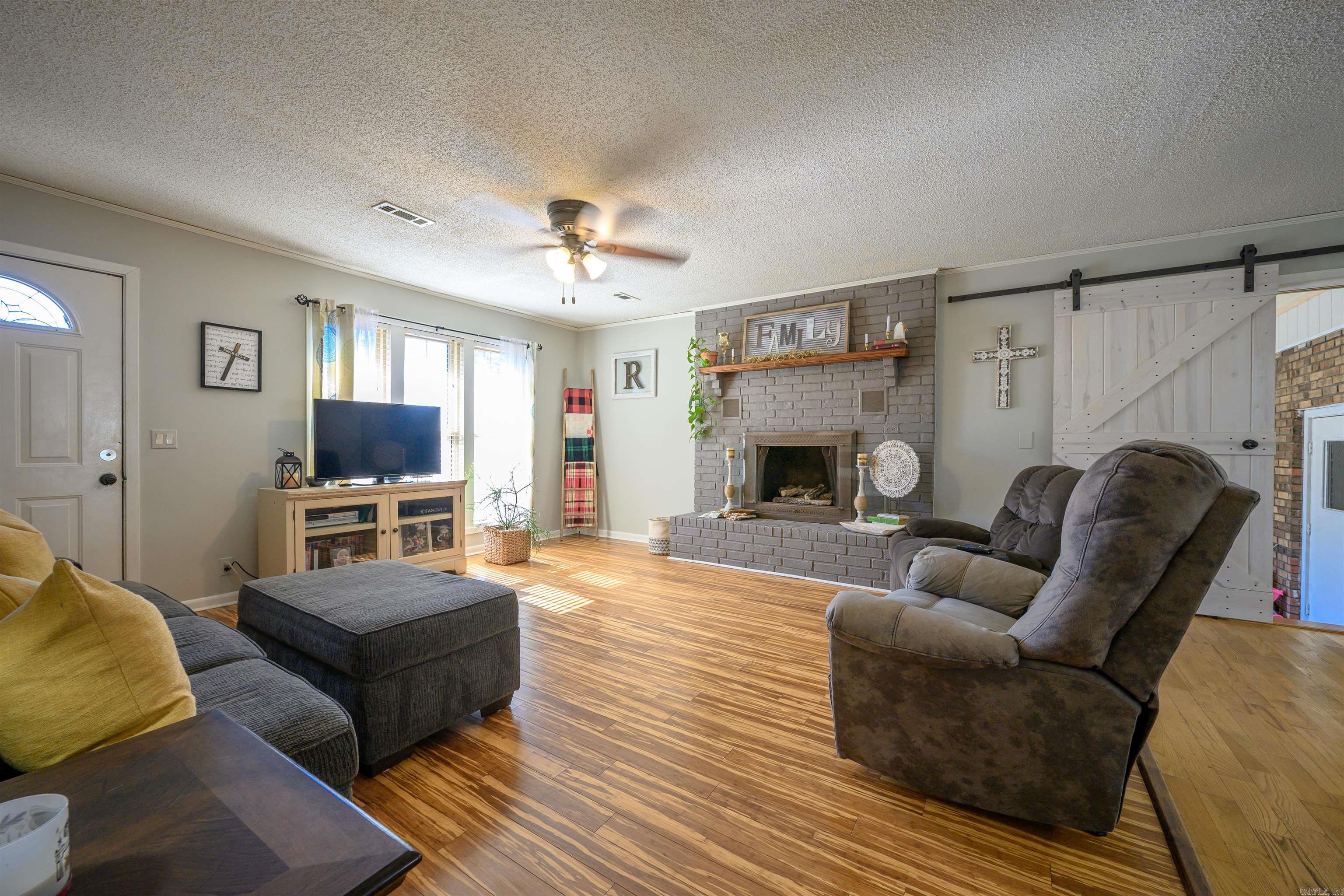 Photo 5 - Residential for sale – 89  Linda   Batesville, AR