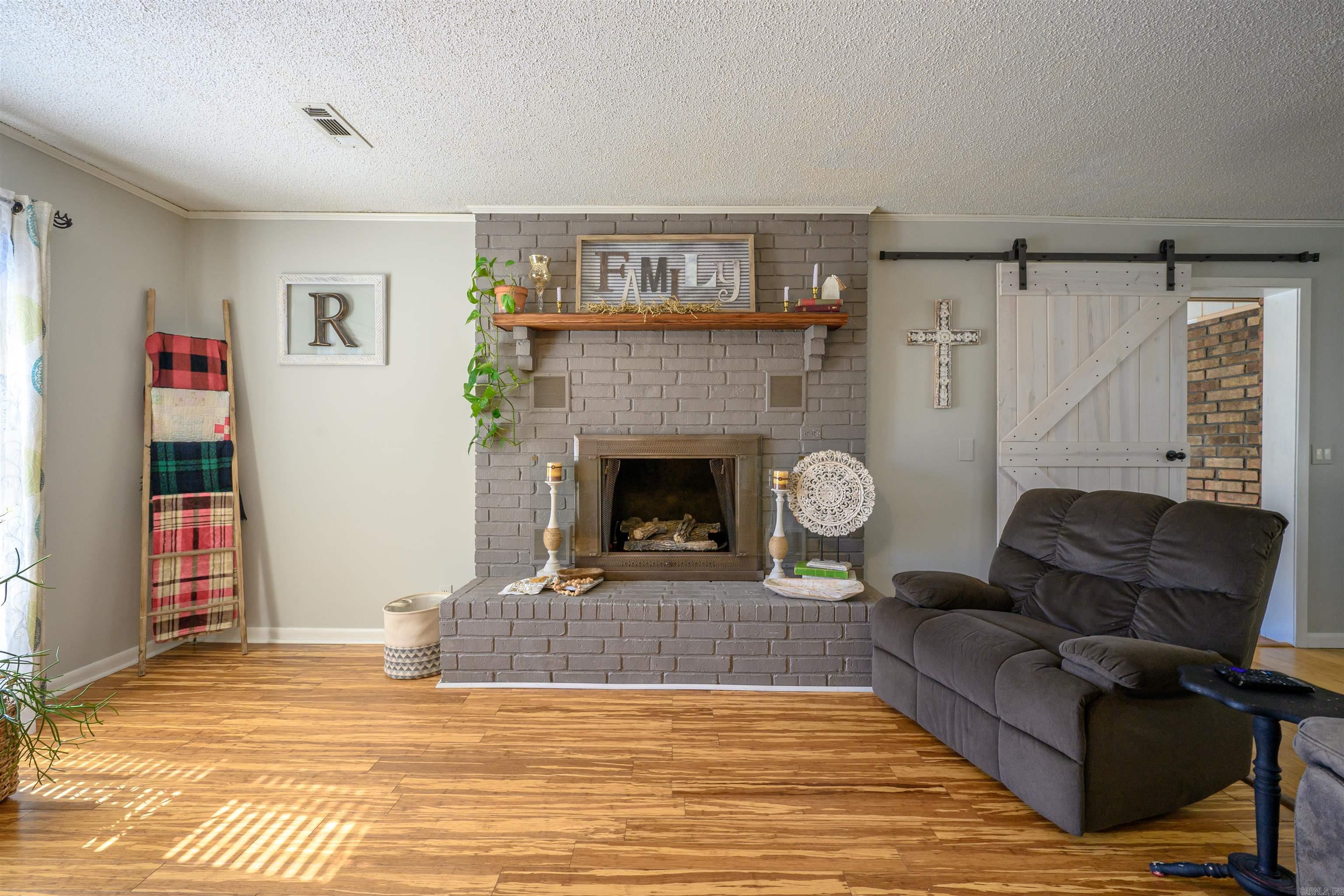 Photo 6 - Residential for sale – 89  Linda   Batesville, AR