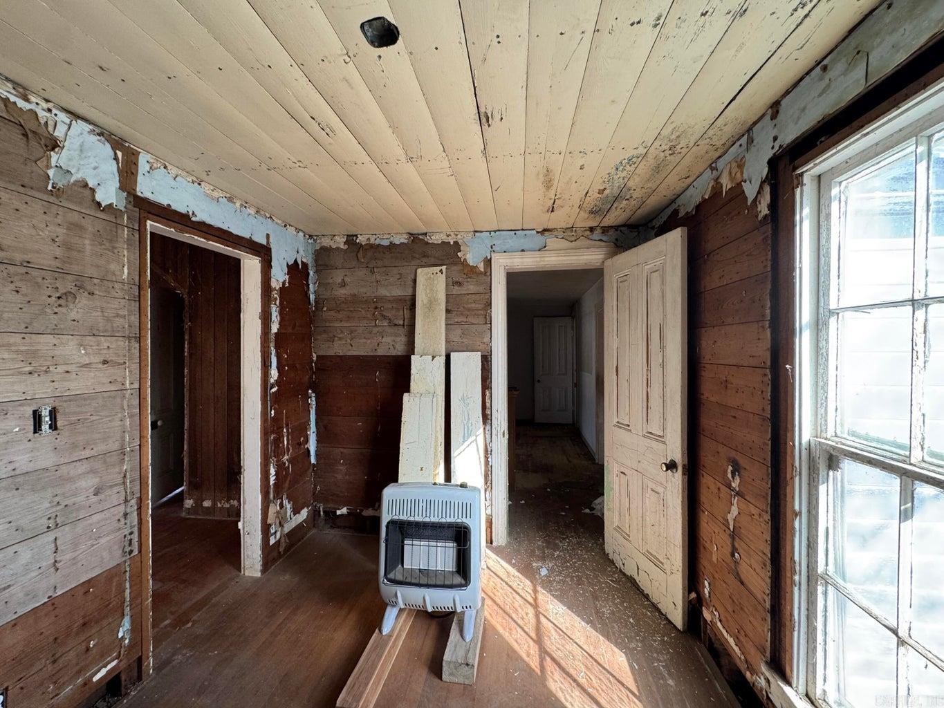 Photo 16 - Residential for sale – 131 W Main   Evening Shade, AR