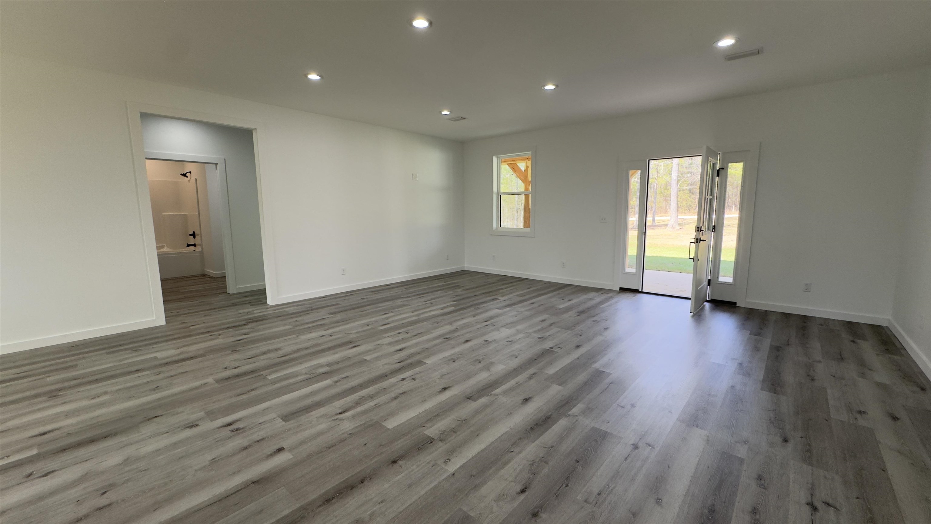 Photo 4 - Residential for sale – 84  Pat   Batesville, AR