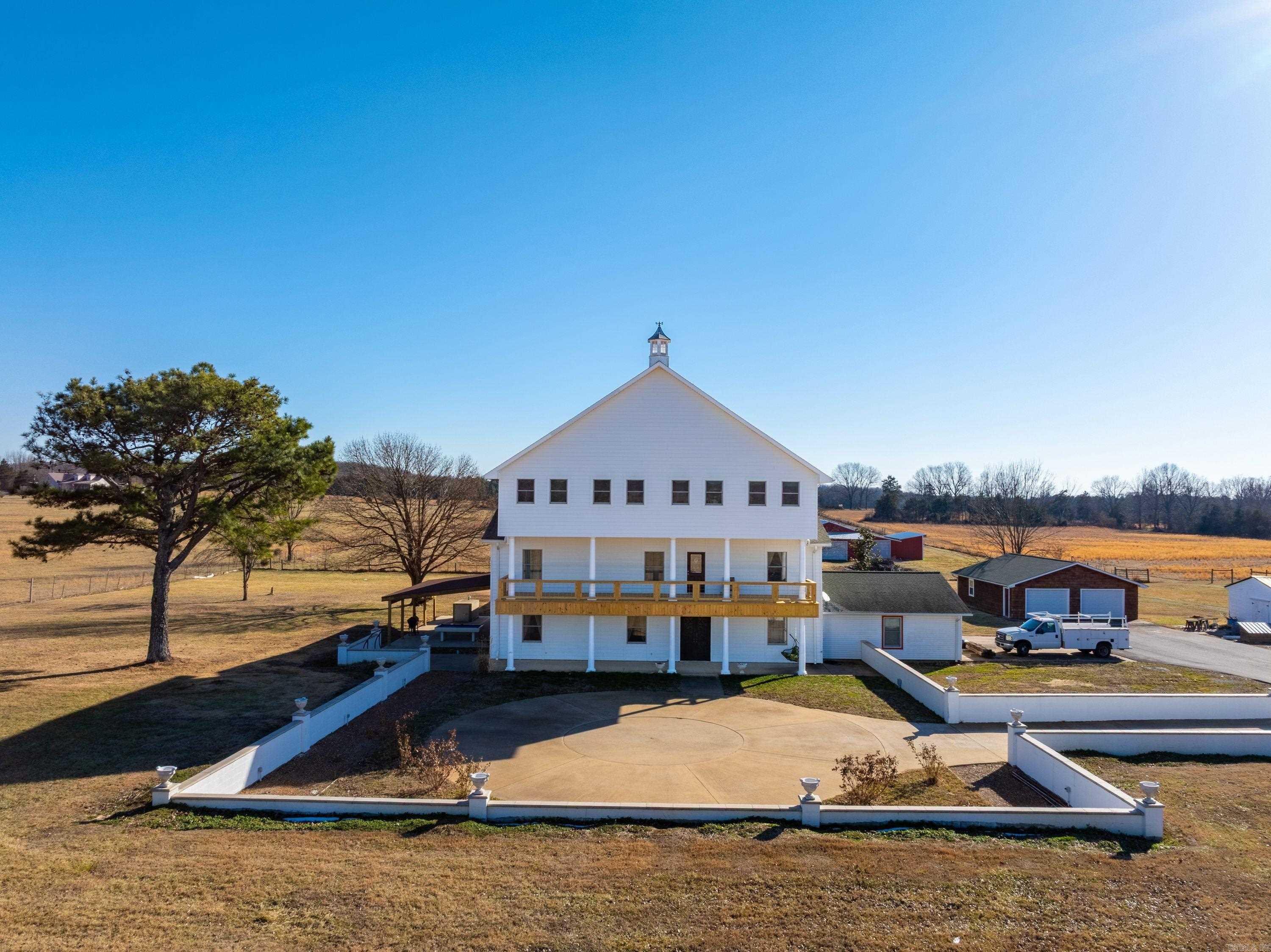 Residential for sale – 257  AR Hwy 230   Cave City, AR