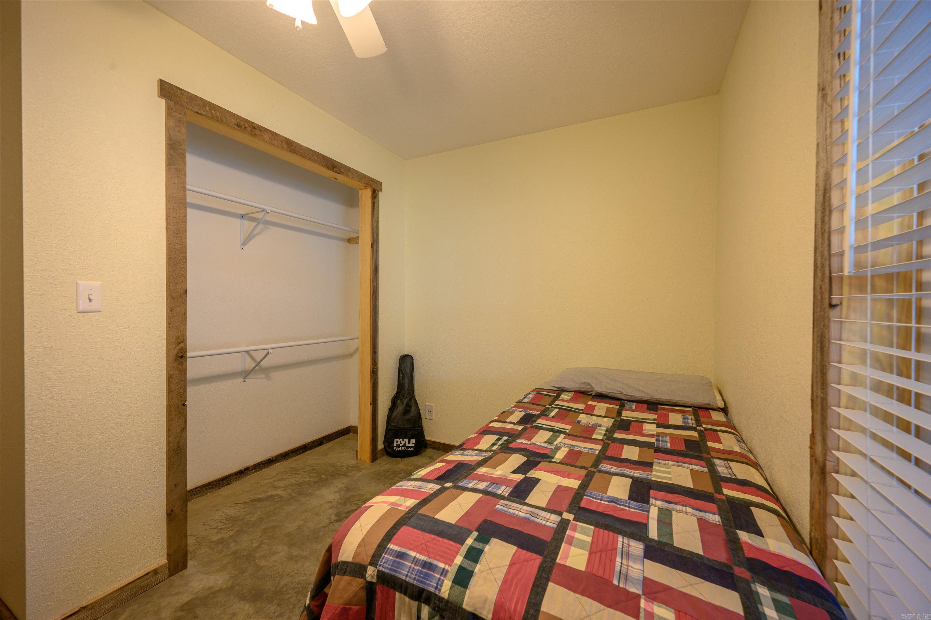 Photo 13 - Residential for sale – 1200  Skyview   Batesville, AR