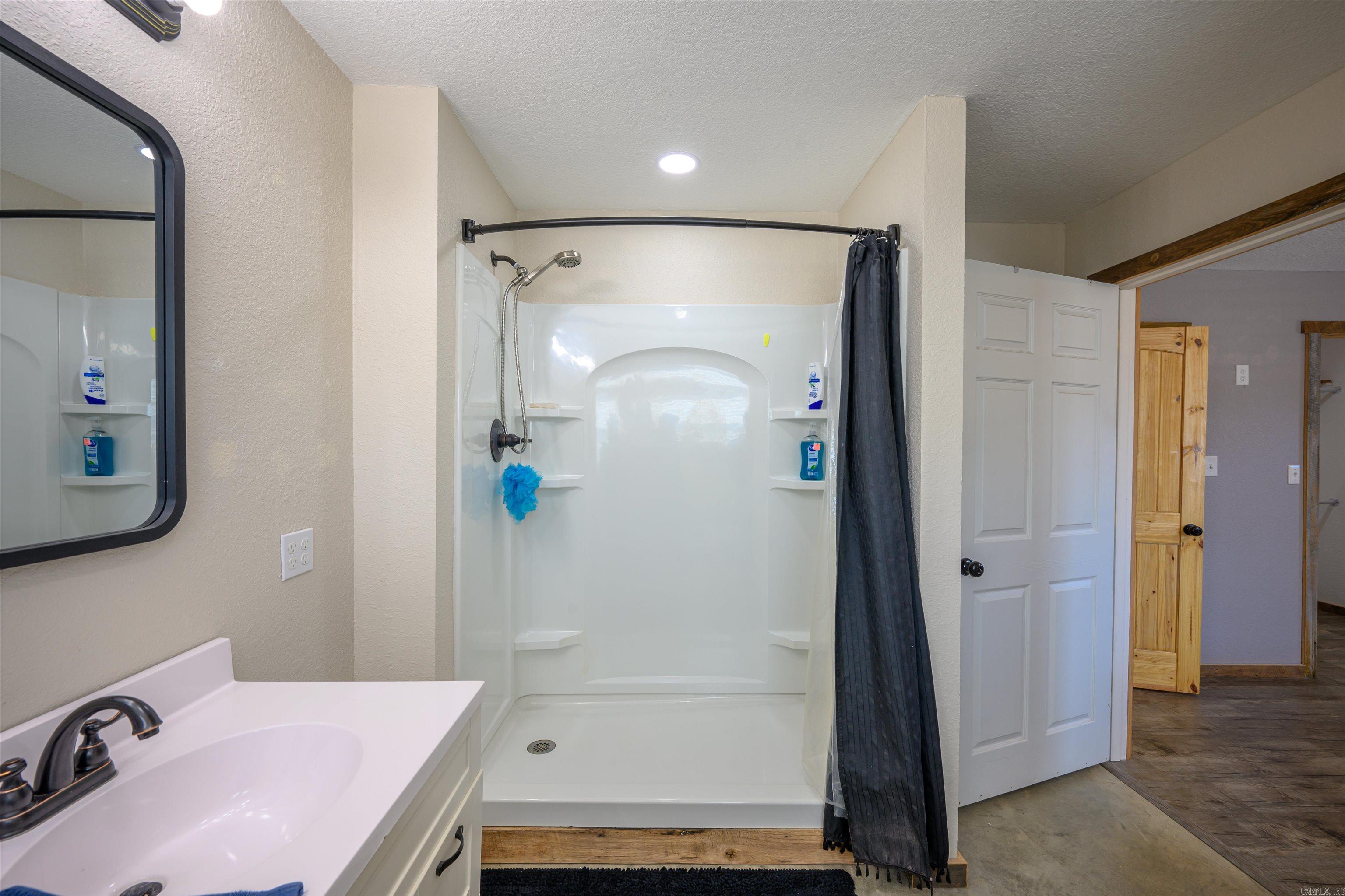 Photo 21 - Residential for sale – 1200  Skyview   Batesville, AR