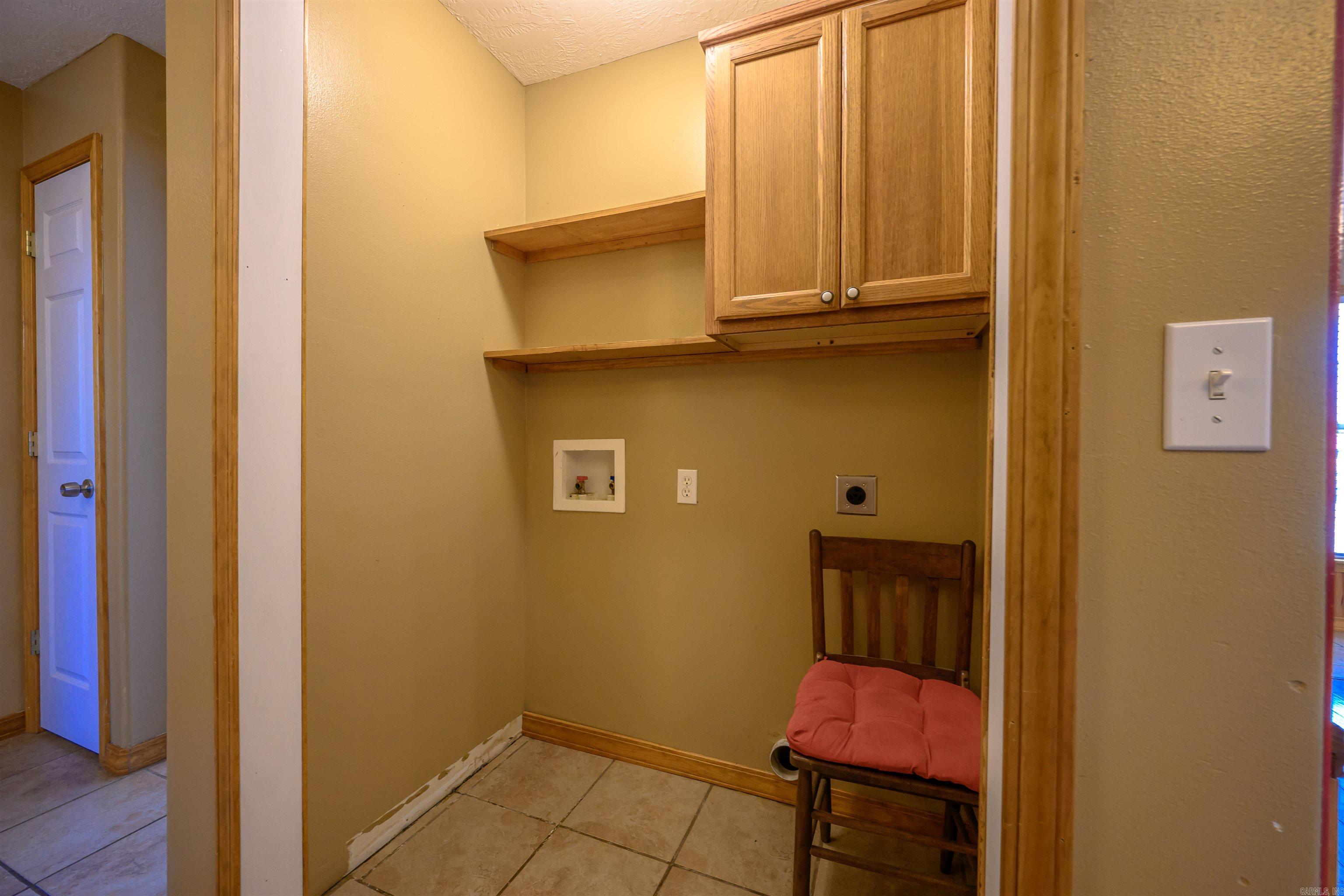 Photo 9 - Residential for sale – 360 W 13th   Newark, AR