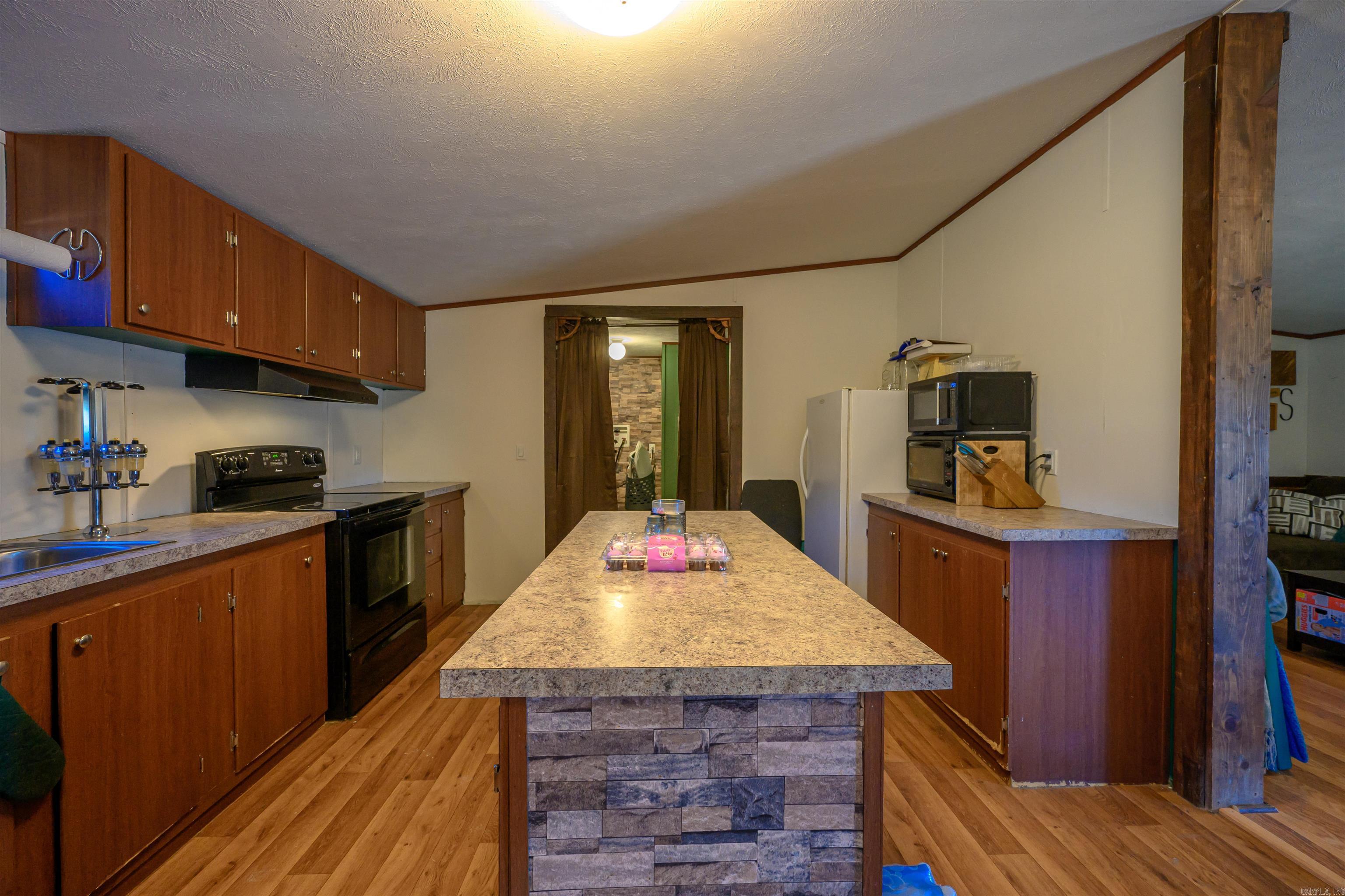 Photo 4 - Residential for sale – 5015  Camp Tahkodah   Floral, AR