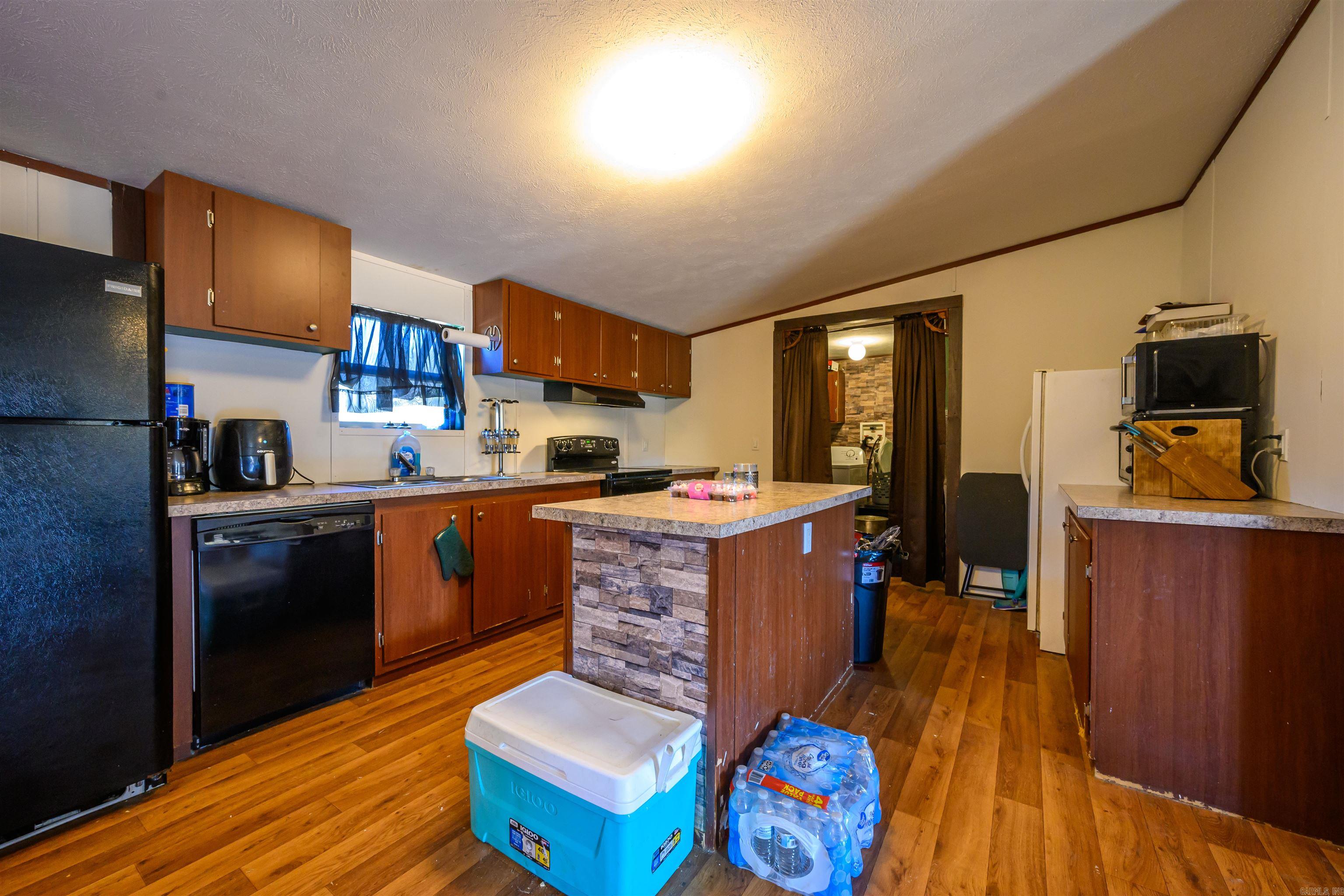 Photo 5 - Residential for sale – 5015  Camp Tahkodah   Floral, AR