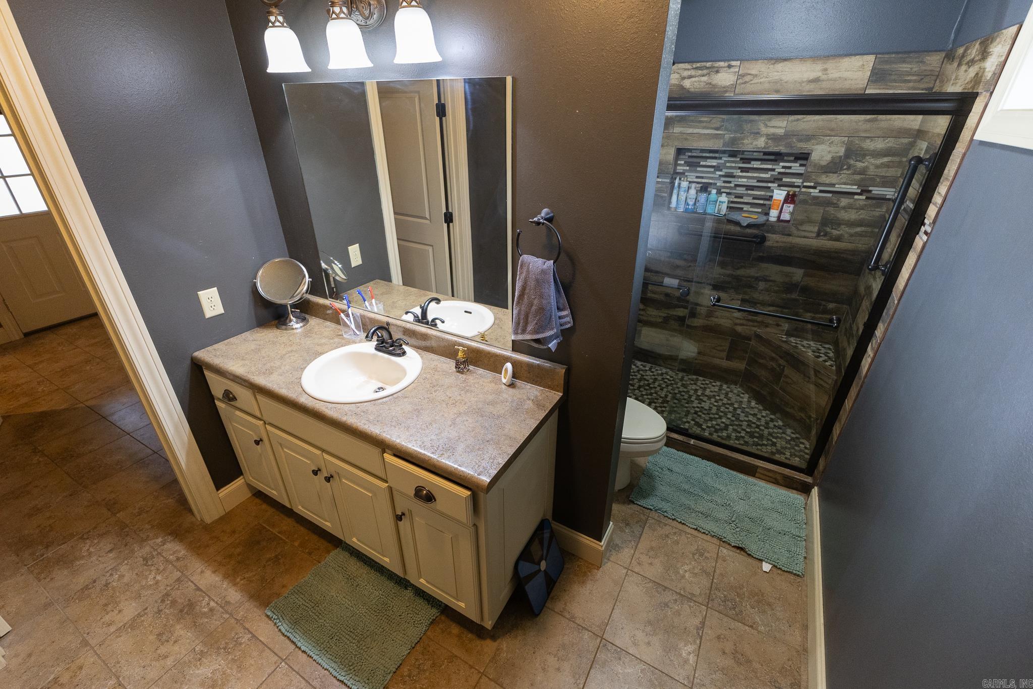 Photo 27 - Residential for sale – 447 S Broad   Batesville, AR