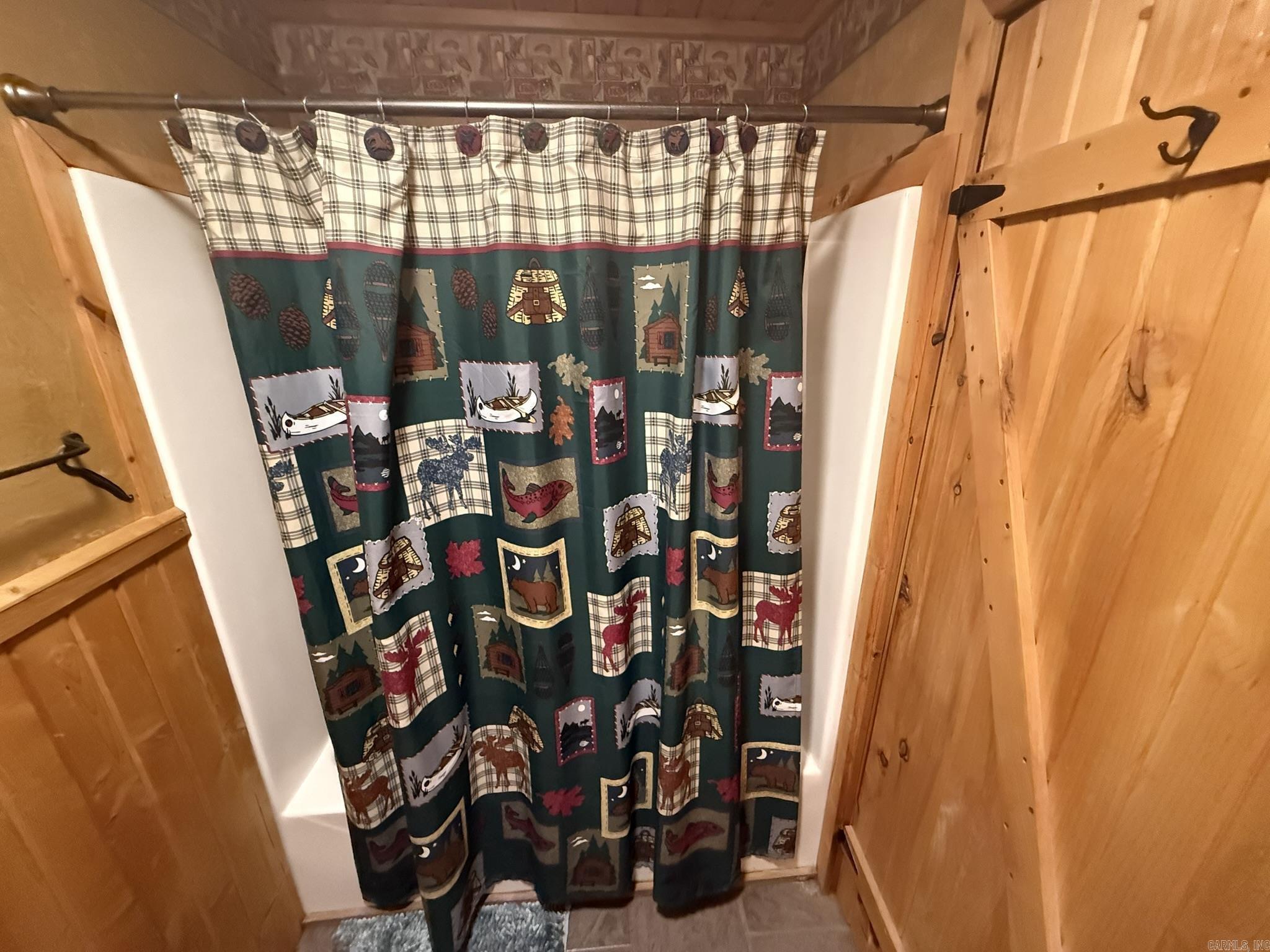 Photo 18 - Residential for sale – 465 S Riverview   Mountain View, AR