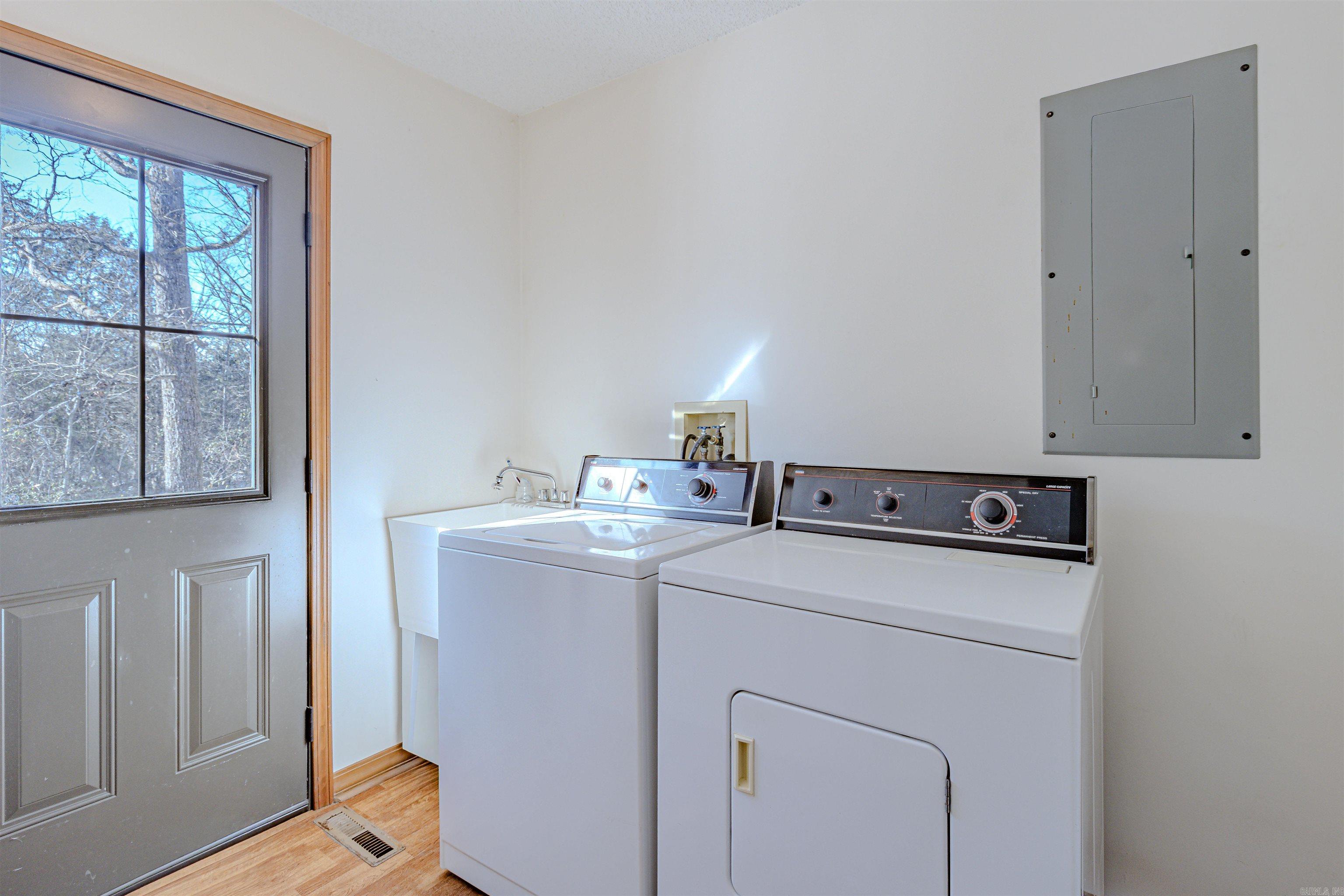 Photo 35 - Residential for sale – 1017  Peace Valley Road   Ash Flat, AR