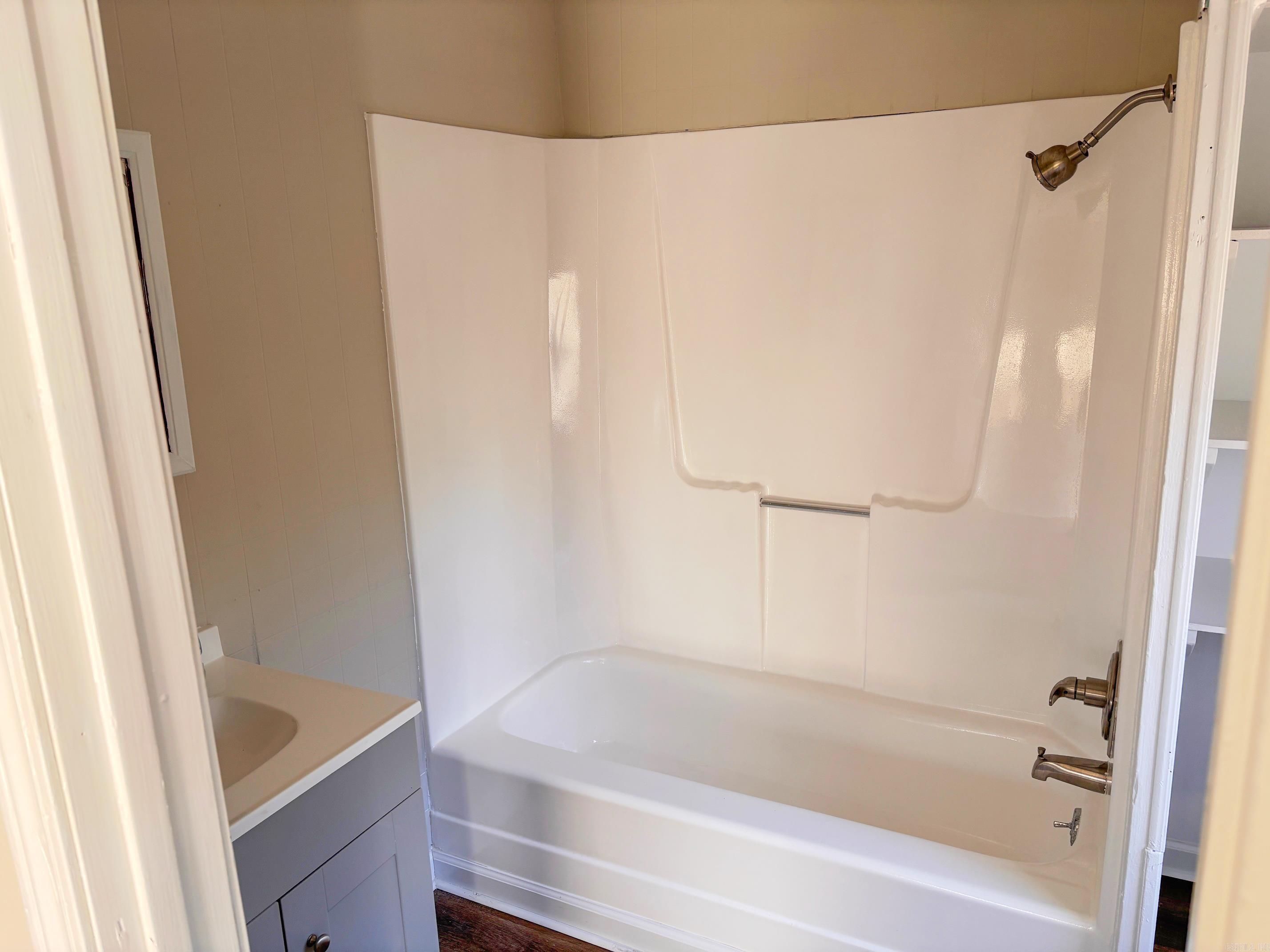 Photo 10 - Residential for sale – 809 N Fairview   Mammoth Spring, AR