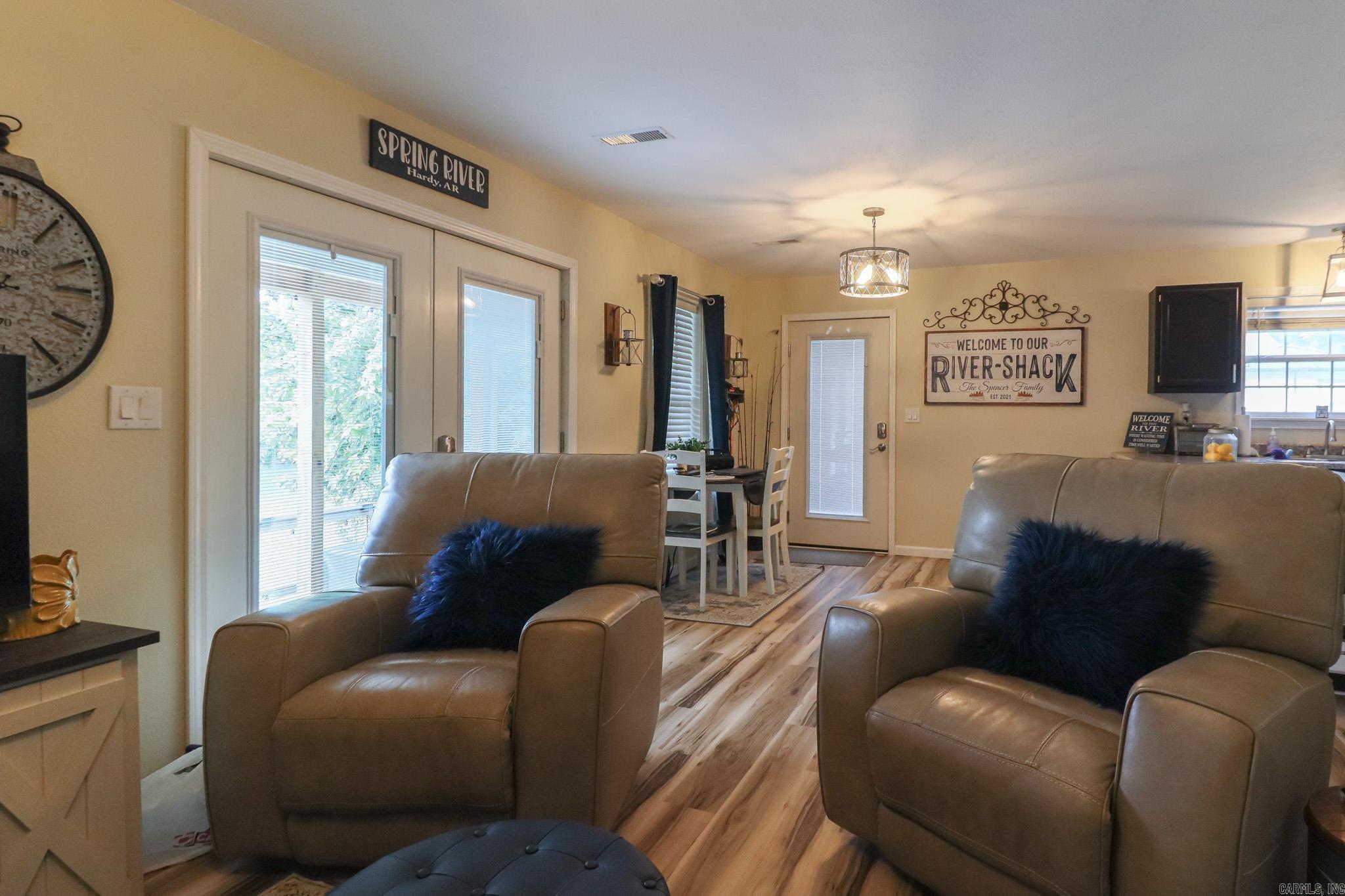 Photo 18 - Residential for sale – 19 E Valley   Hardy, AR