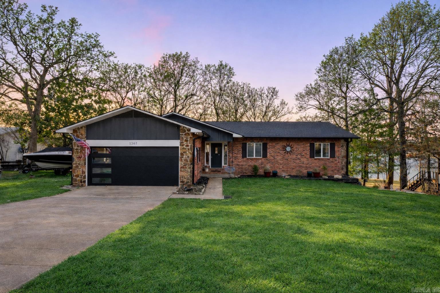 Residential for sale – 1207  Edgewater   Horseshoe Bend, AR