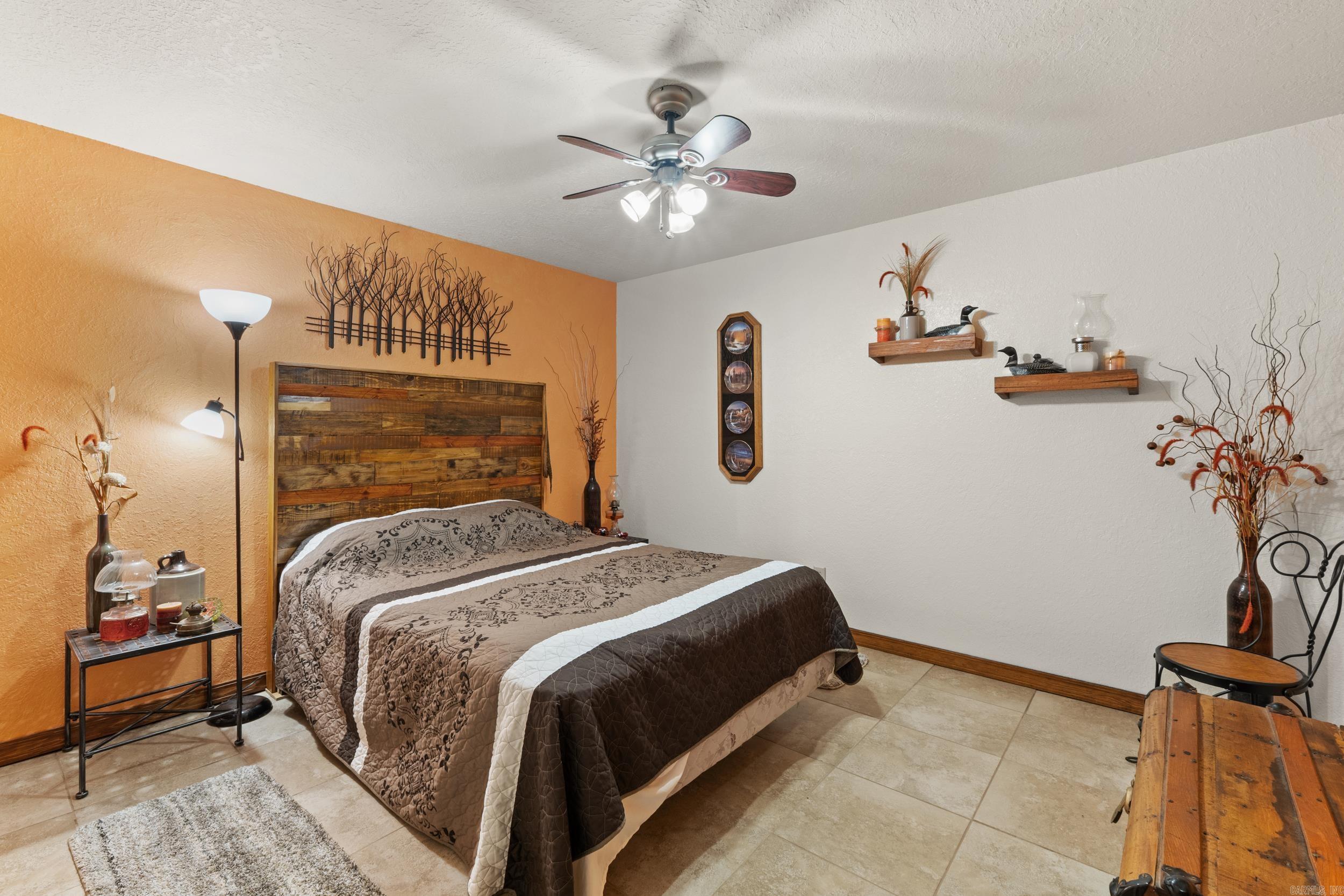 Photo 7 - Residential for sale – 1207  Edgewater   Horseshoe Bend, AR