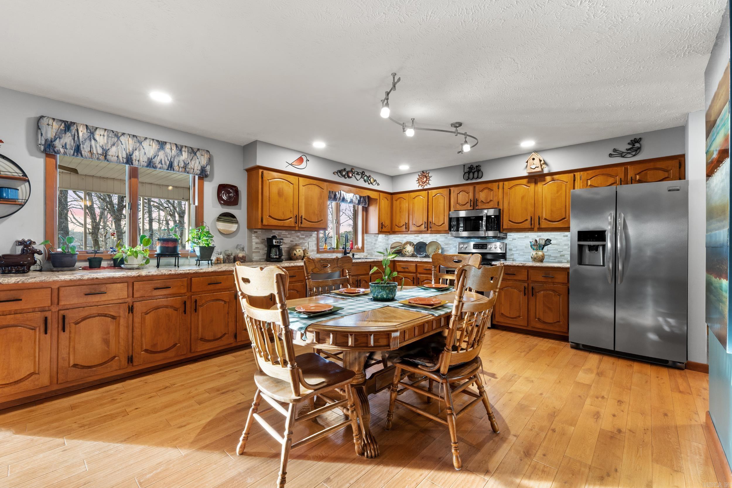 Photo 9 - Residential for sale – 1207  Edgewater   Horseshoe Bend, AR