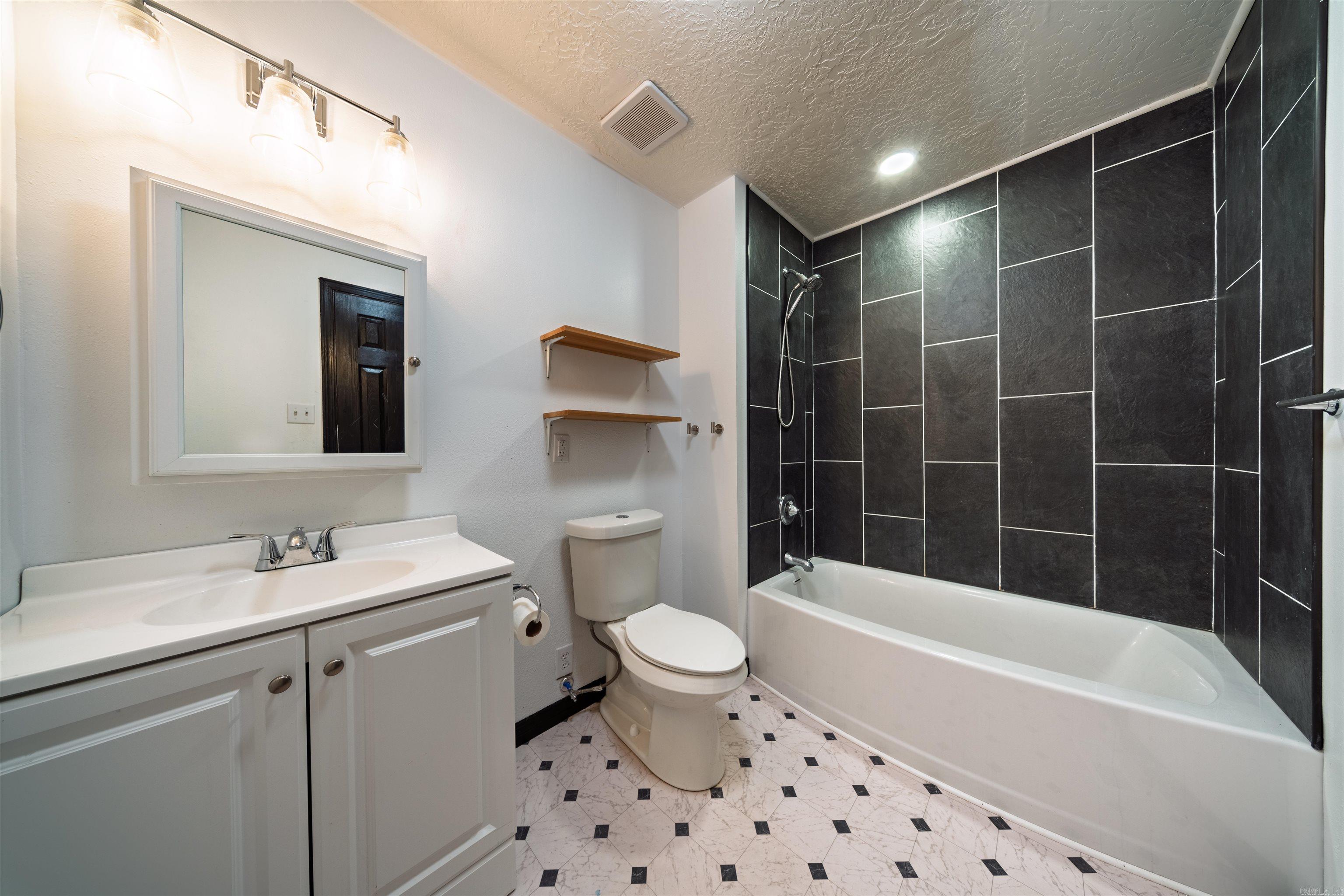 Photo 7 - Residential for sale – 713  Circle   Cave City, AR